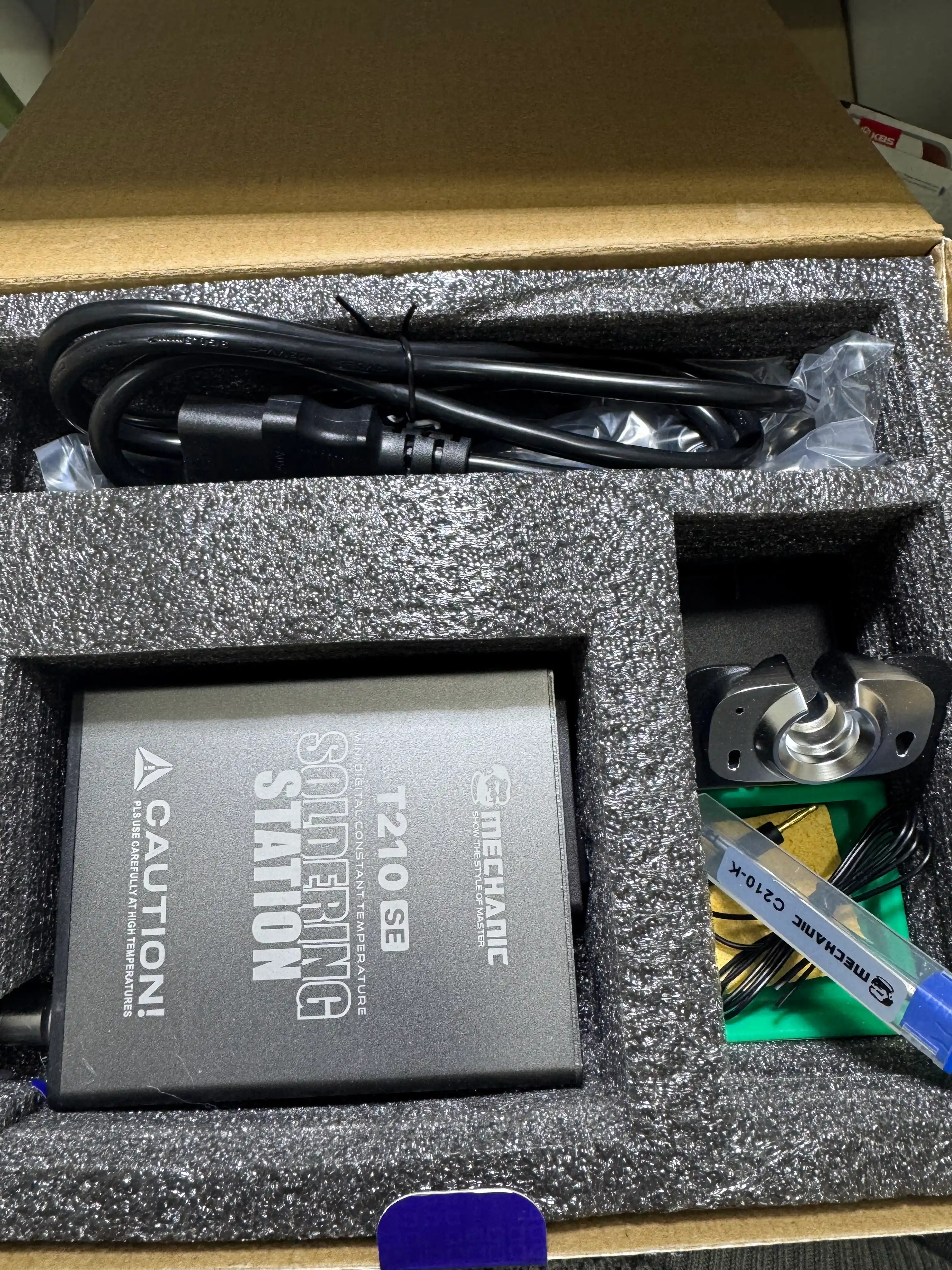 Металлическая паяльная станция MECHANIC T210 SE – цифровая регулировка, быстрый нагрев