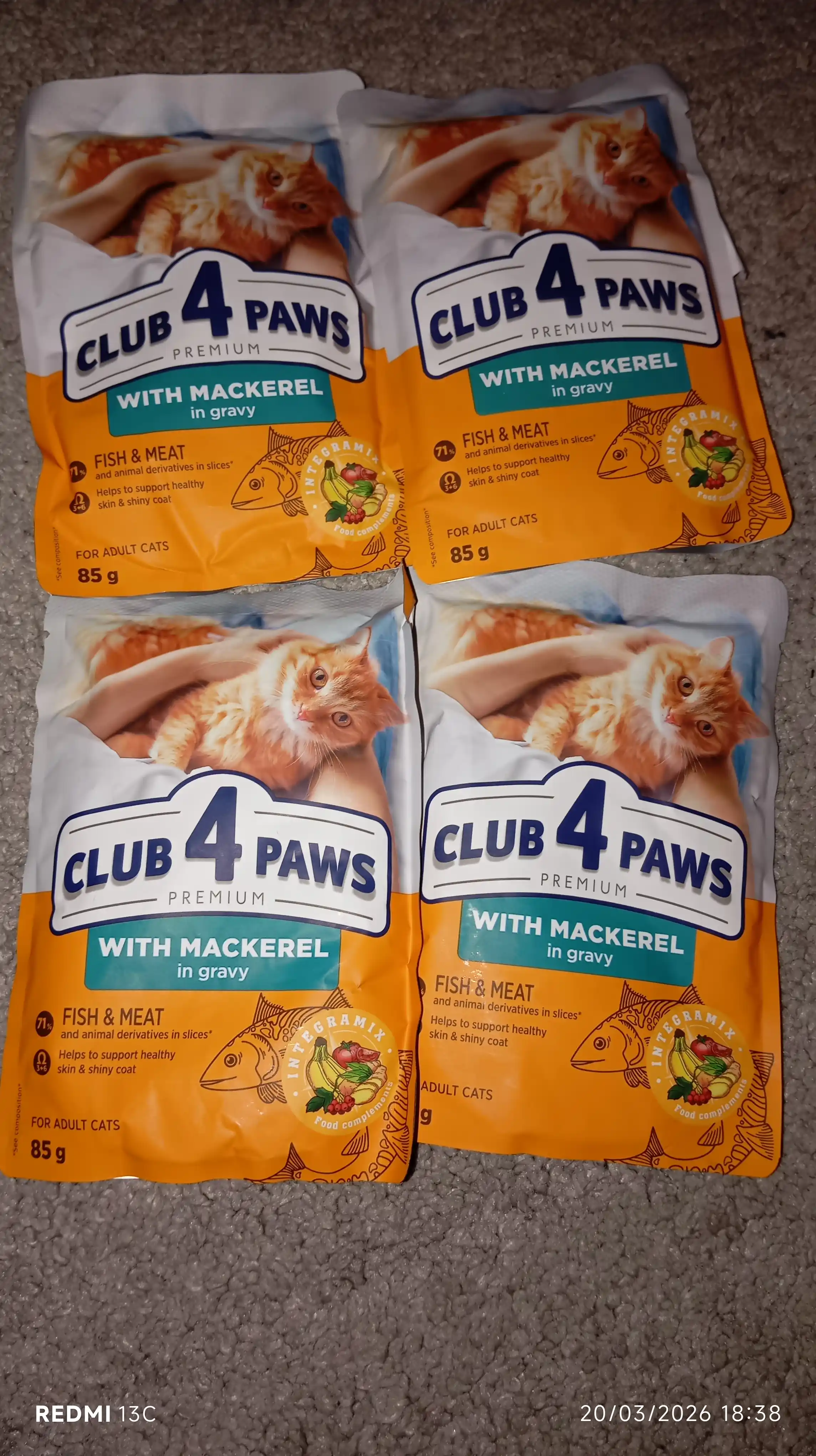 Club 4 Paws влажный корм для кошек, пауч со скумбрией в соусе, 85 г 5 шт