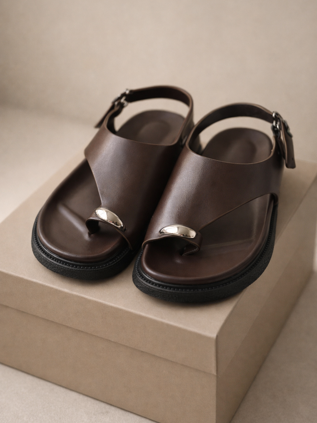 Ayollar yozgi sandal, ochiq bosonojka, platformali, zamonaviy, qulay oyoq kiyim