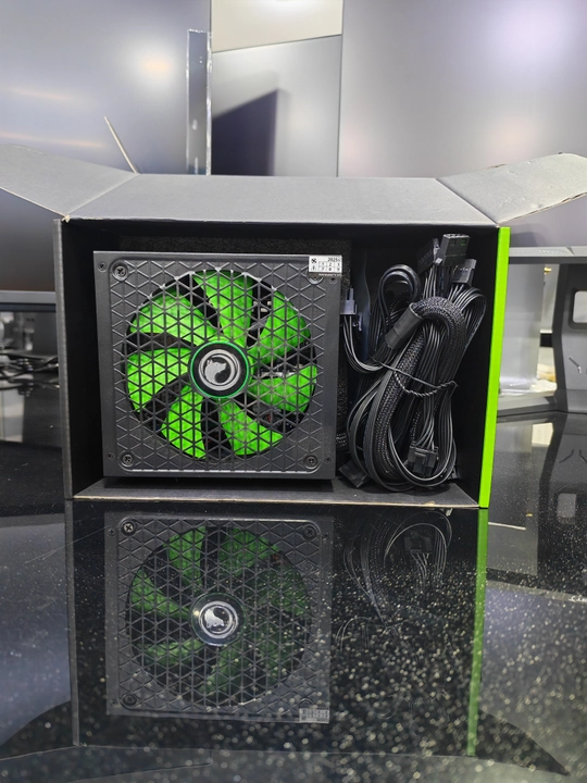 Блок питания для компьютера StarCool 80+ Bronze