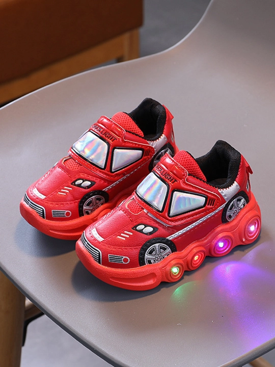 LED chiroqli mashina oyoq kiyimi – Farzandingiz sevib qoladi