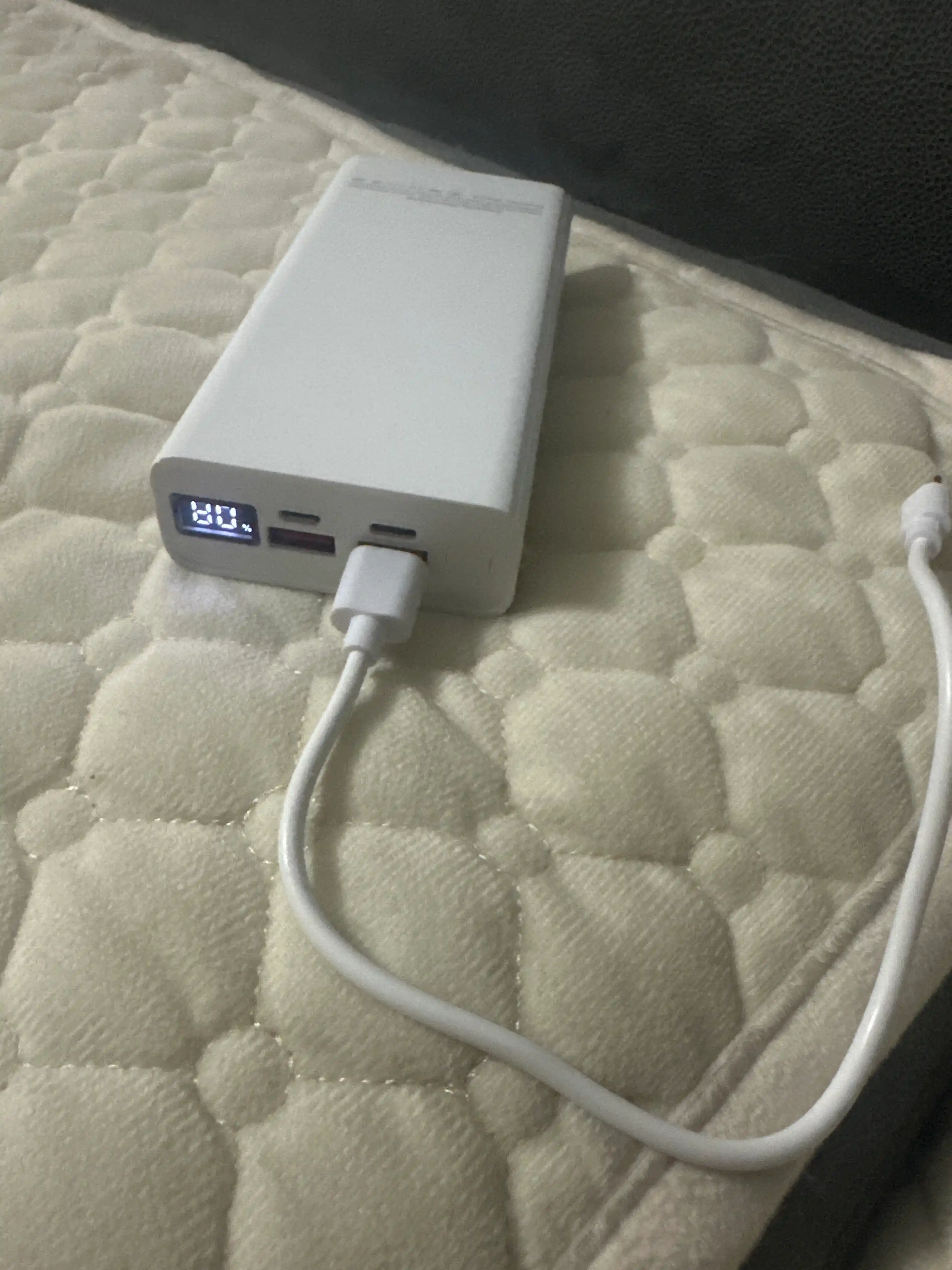 Внешний аккумулятор Power Bank, 10000, 20000, повербанк для iphone, android 3 в 1