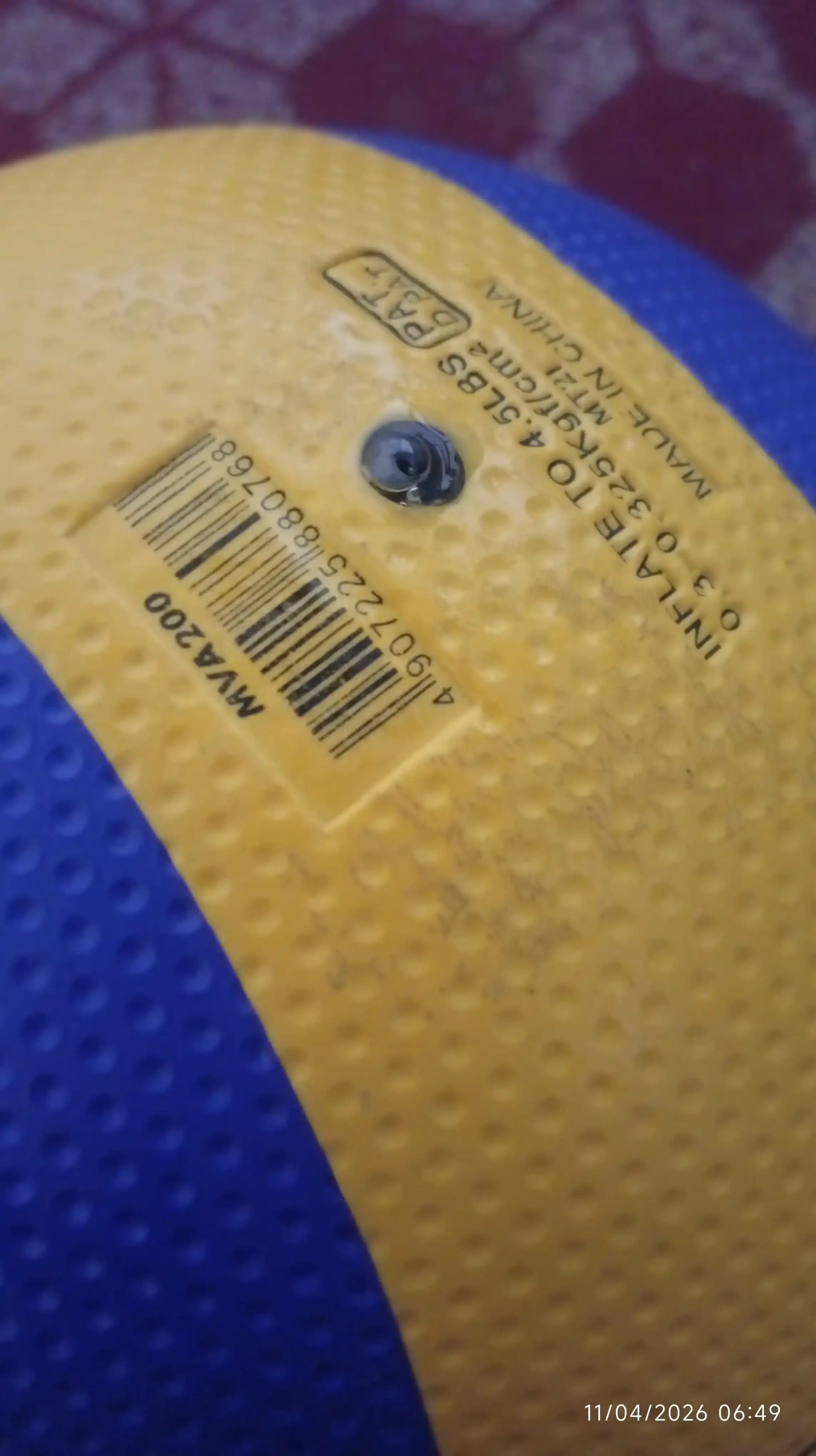 Voleybol toʻpi, nasos va igna sovg'a, sport uchun