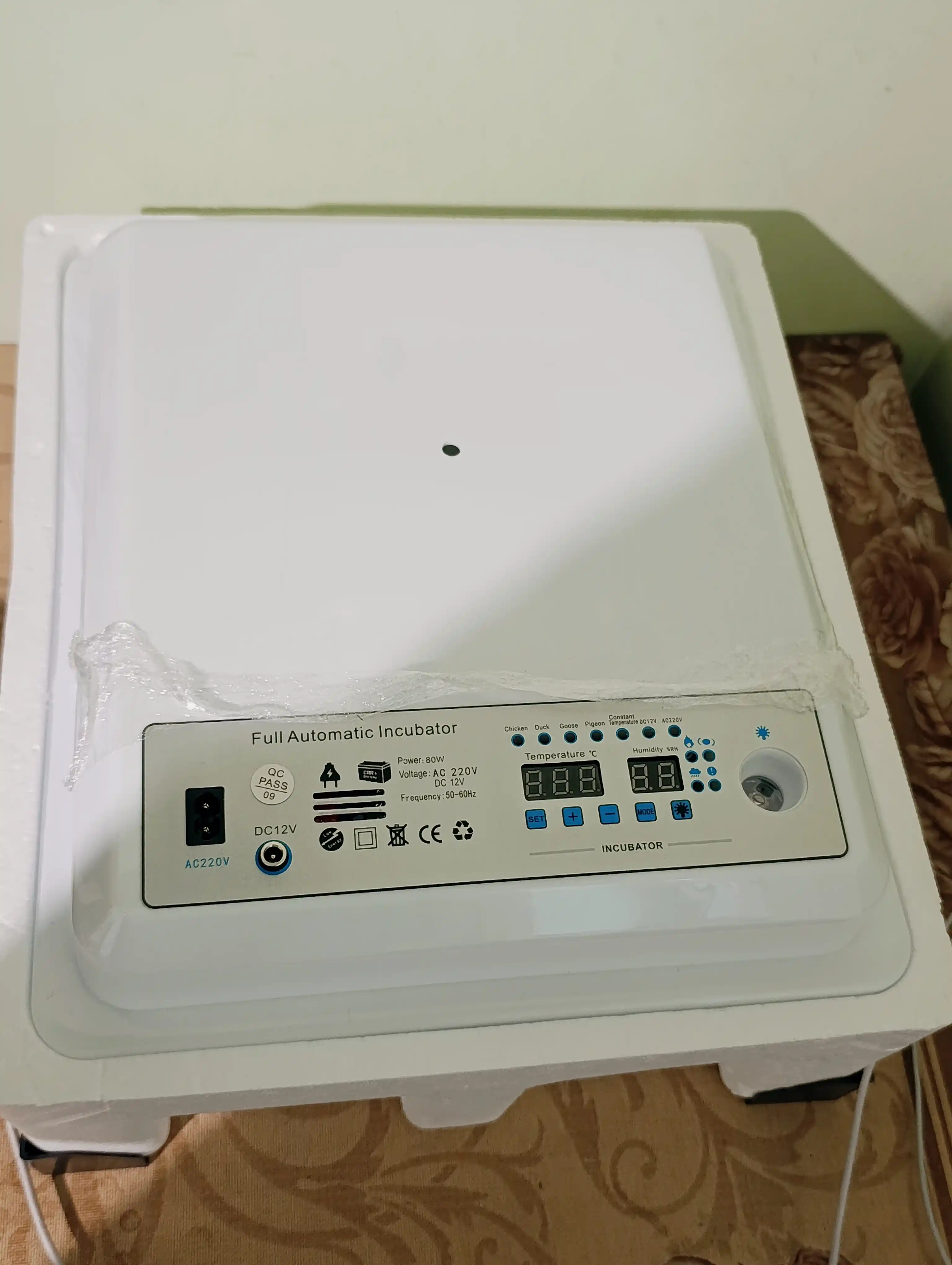 Inkubator, Avtomatik burilishli tuxum inkubatori, termoregulyator,haroratni nazorat qilish