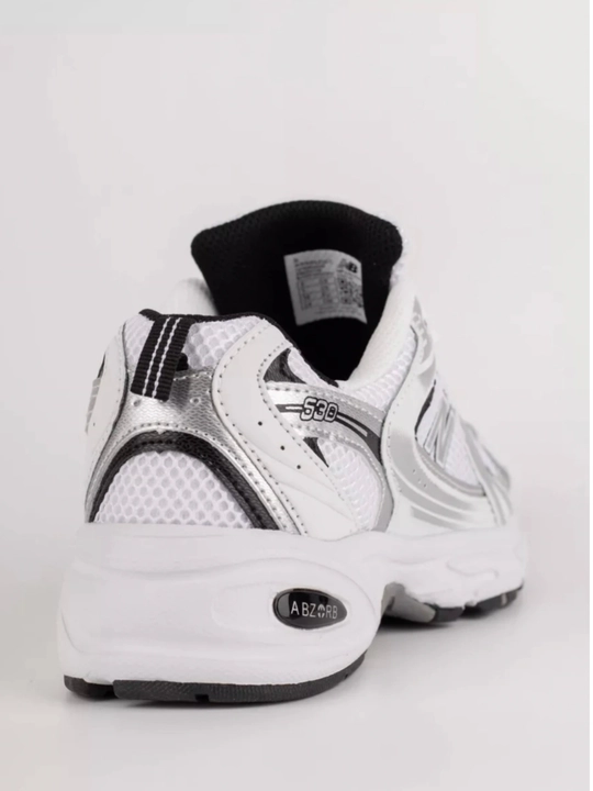 Женские кроссовки NEW Balance 530