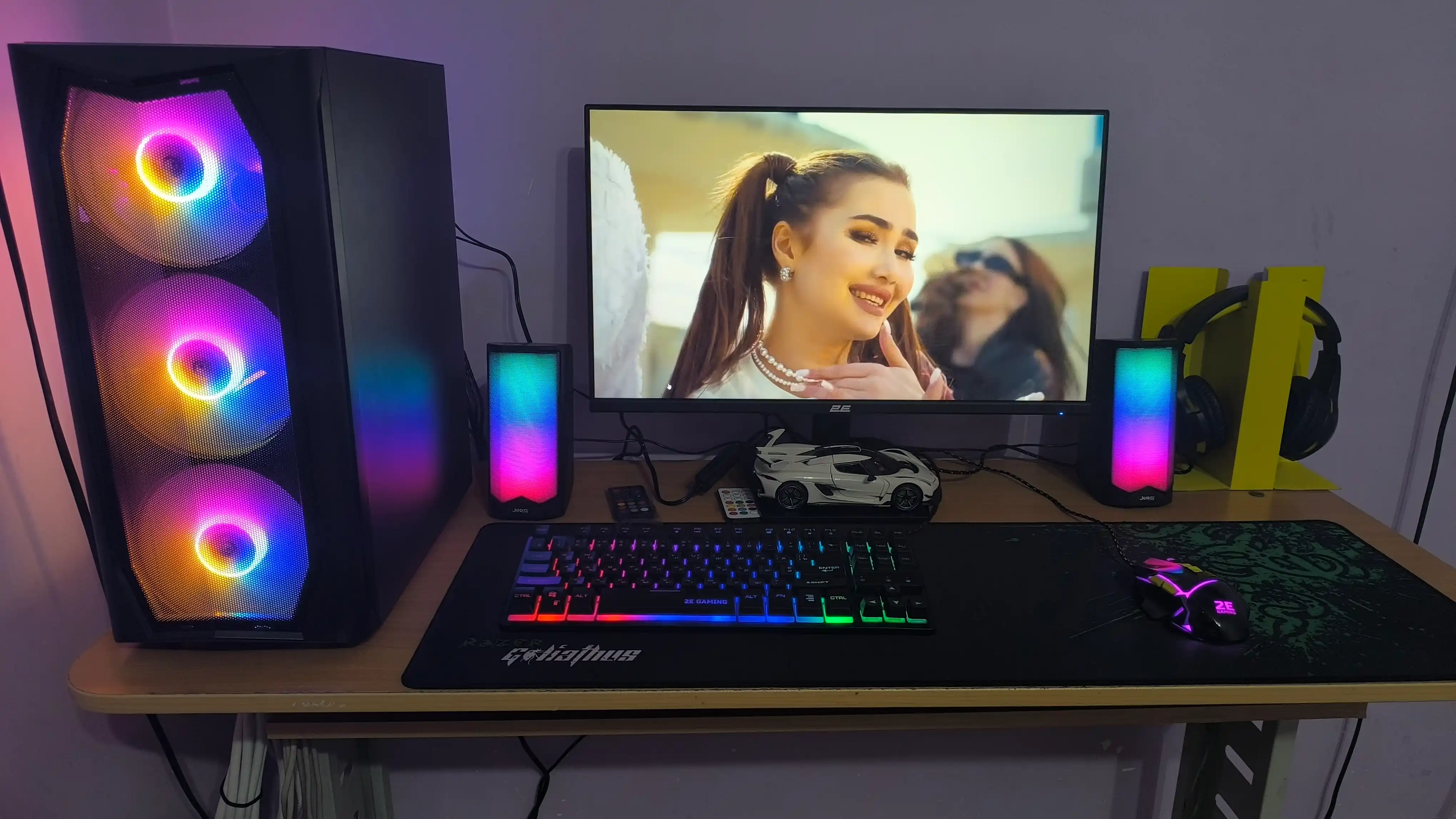 Колонка для компьютера и ноутбука, сабвуфер с подсветкой RGB, для офиса и для геймеров