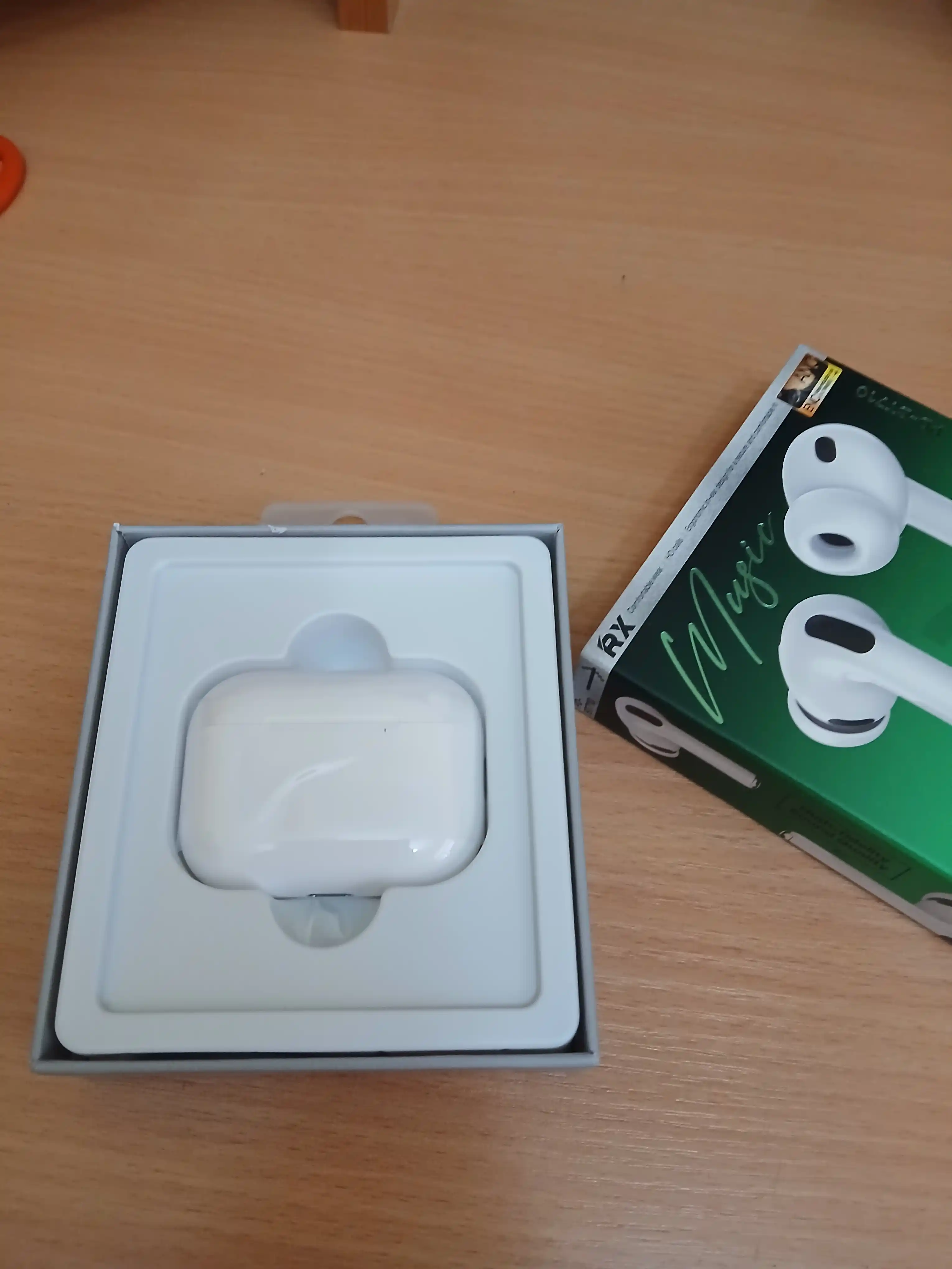 Bluetooth quloqchin REMAX PD-BT710 ANC+ENC ikkita mikrofon va 42 soatgacha ishlash
