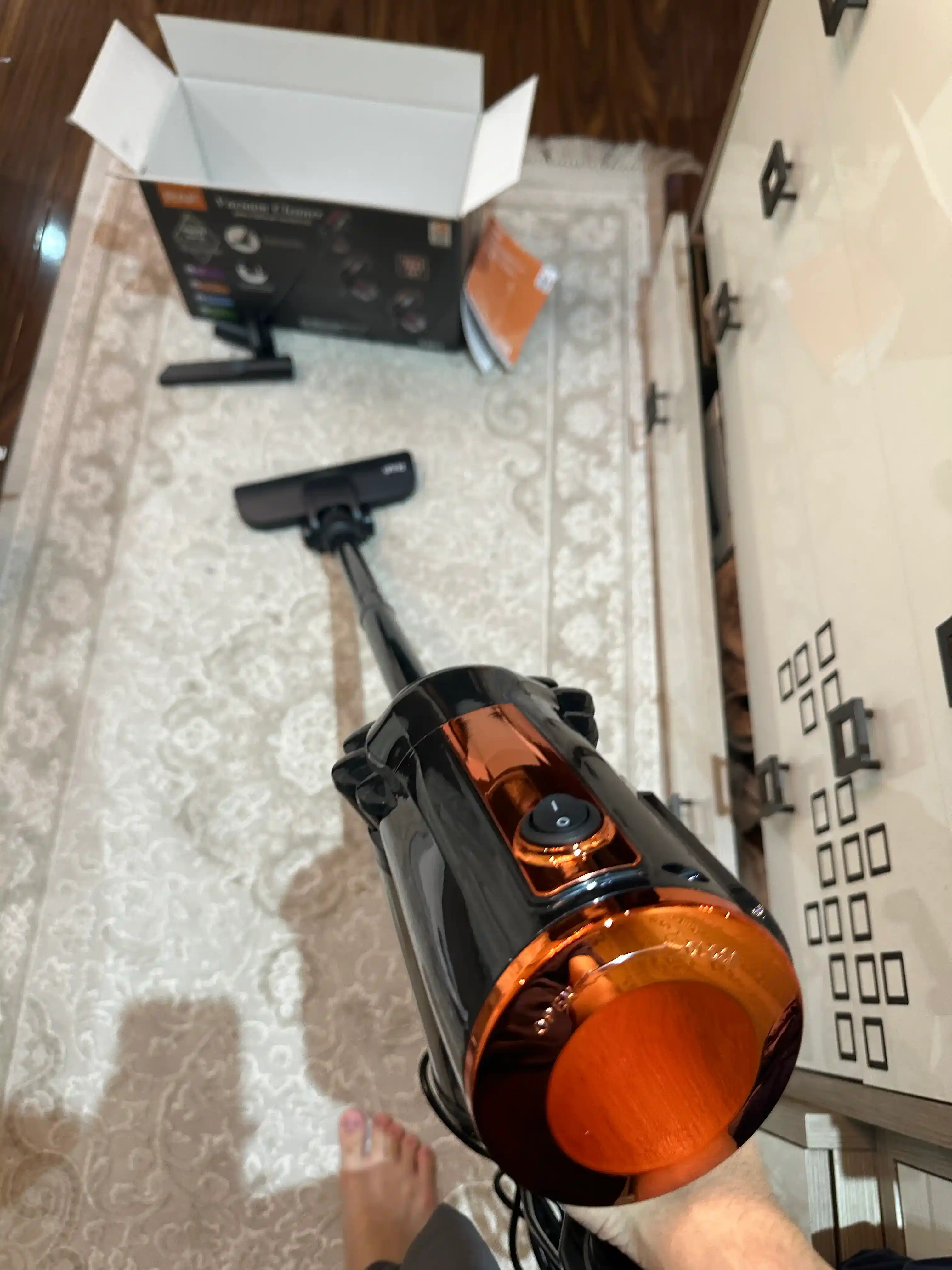 Вертикальный пылесос RAF 600W, сильное всасывание 