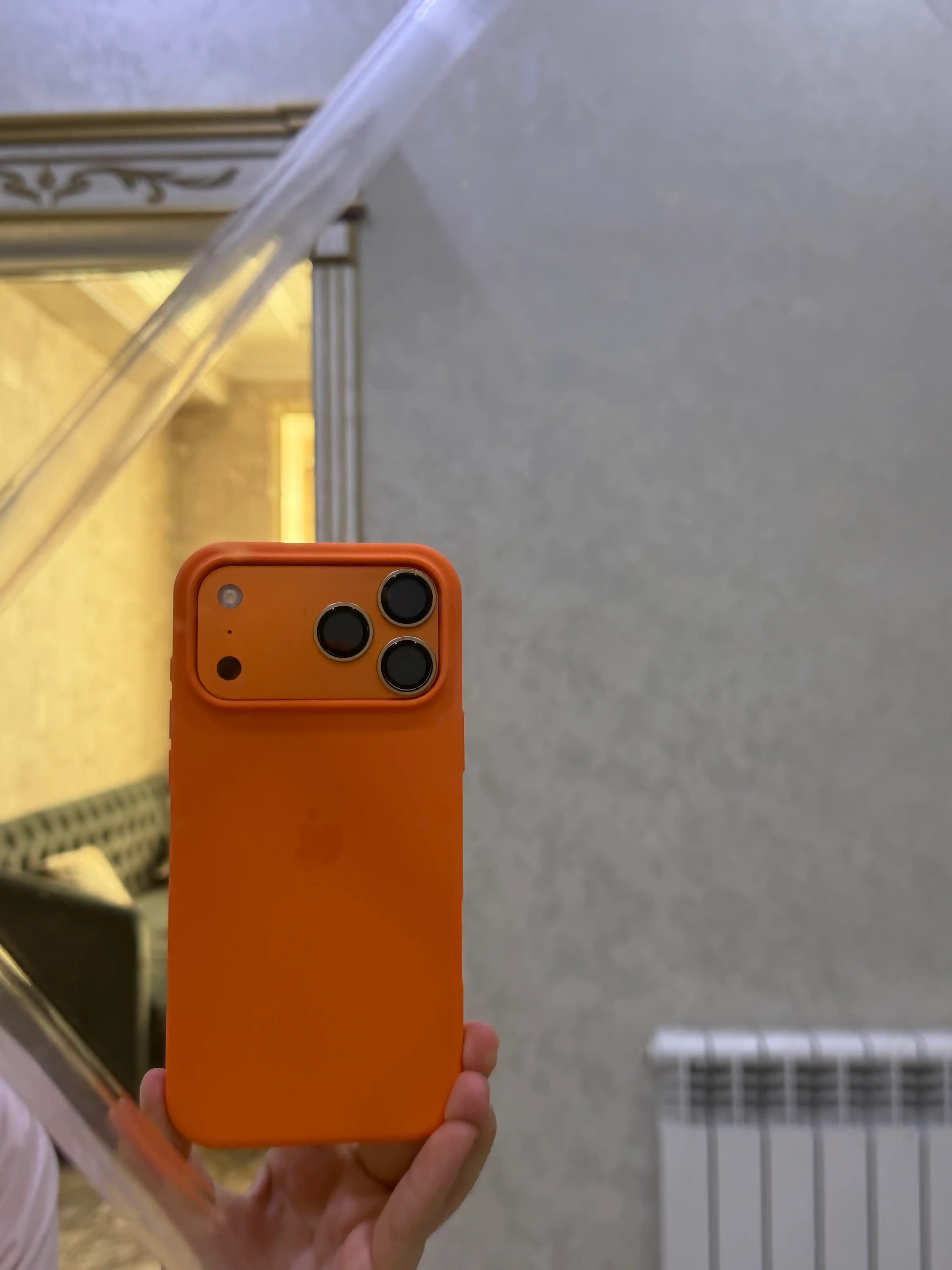 IPhone 17 Pro Max silikon g'ilofi – kamera himoyasi, 1.5 mm bortik