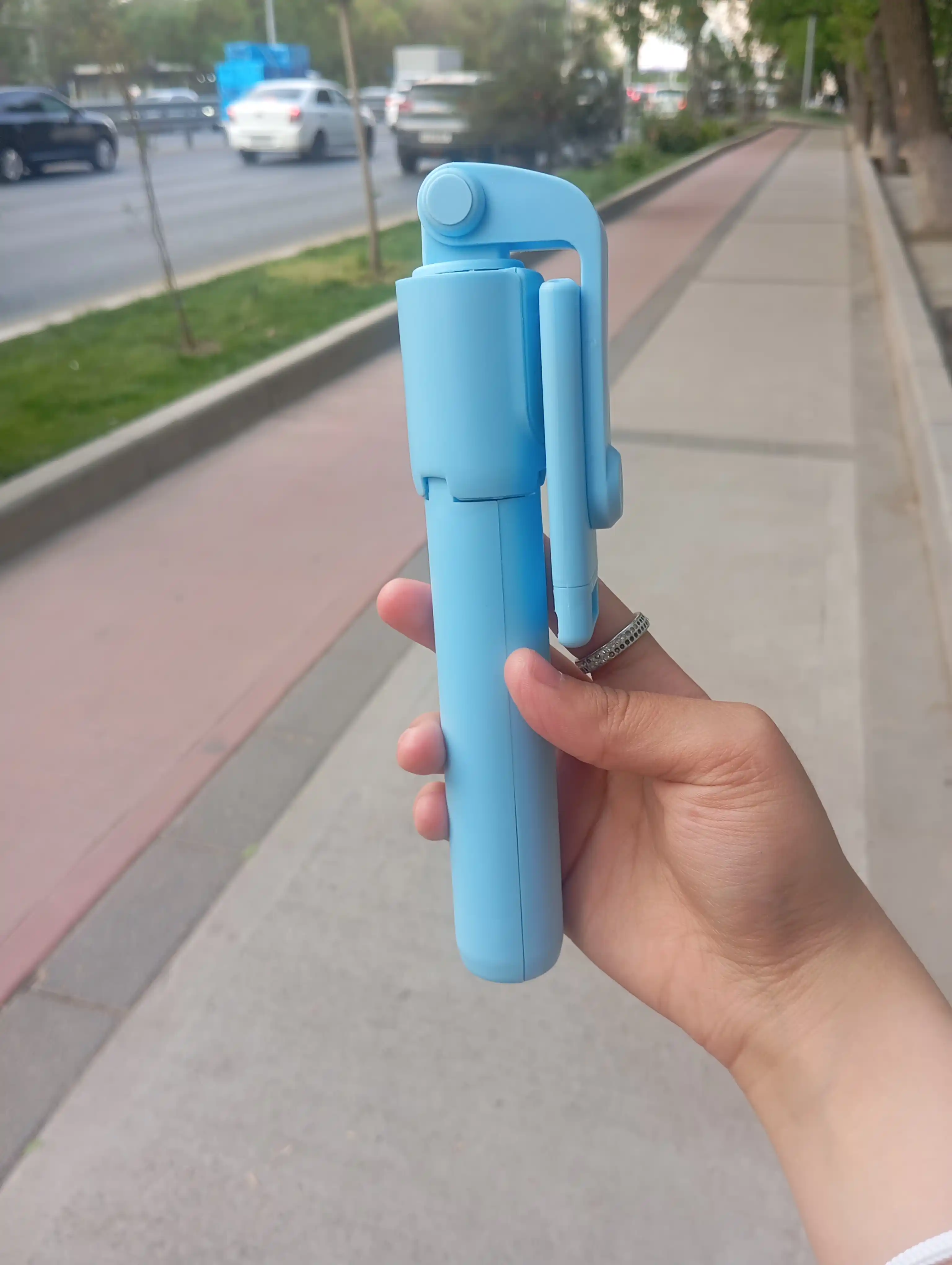 Monopod, selfi tayoqchasi, shtativ, masofadan boshqarish pulti bilan