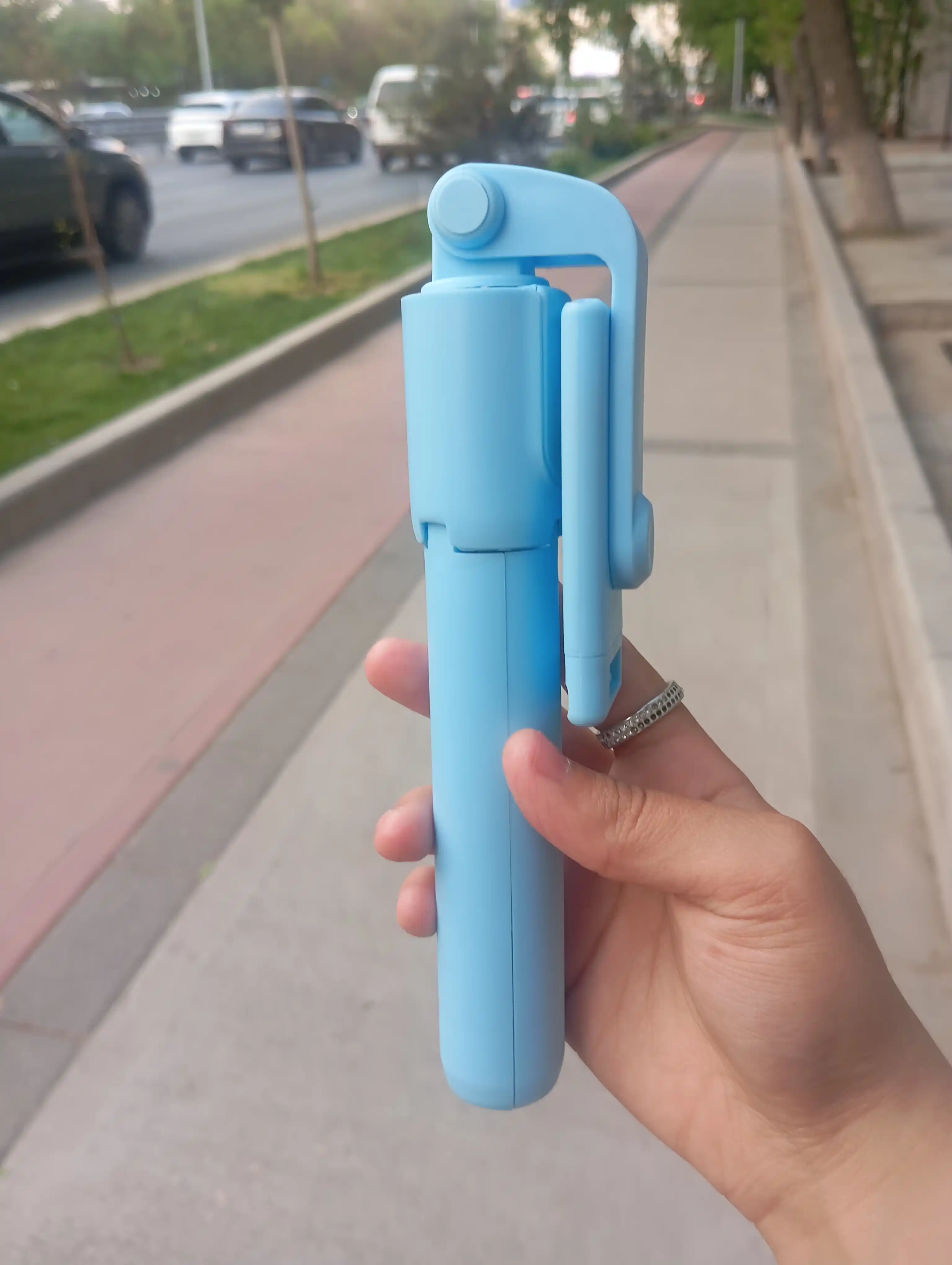 Monopod, selfi tayoqchasi, shtativ, masofadan boshqarish pulti bilan