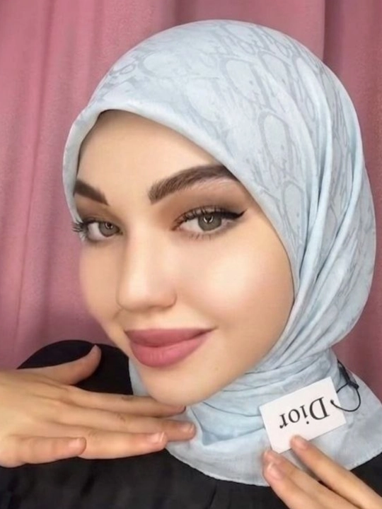 Qizlar va ayollar uchun ro‘mol, turli ranglarda, o‘lchami 90×90 sm