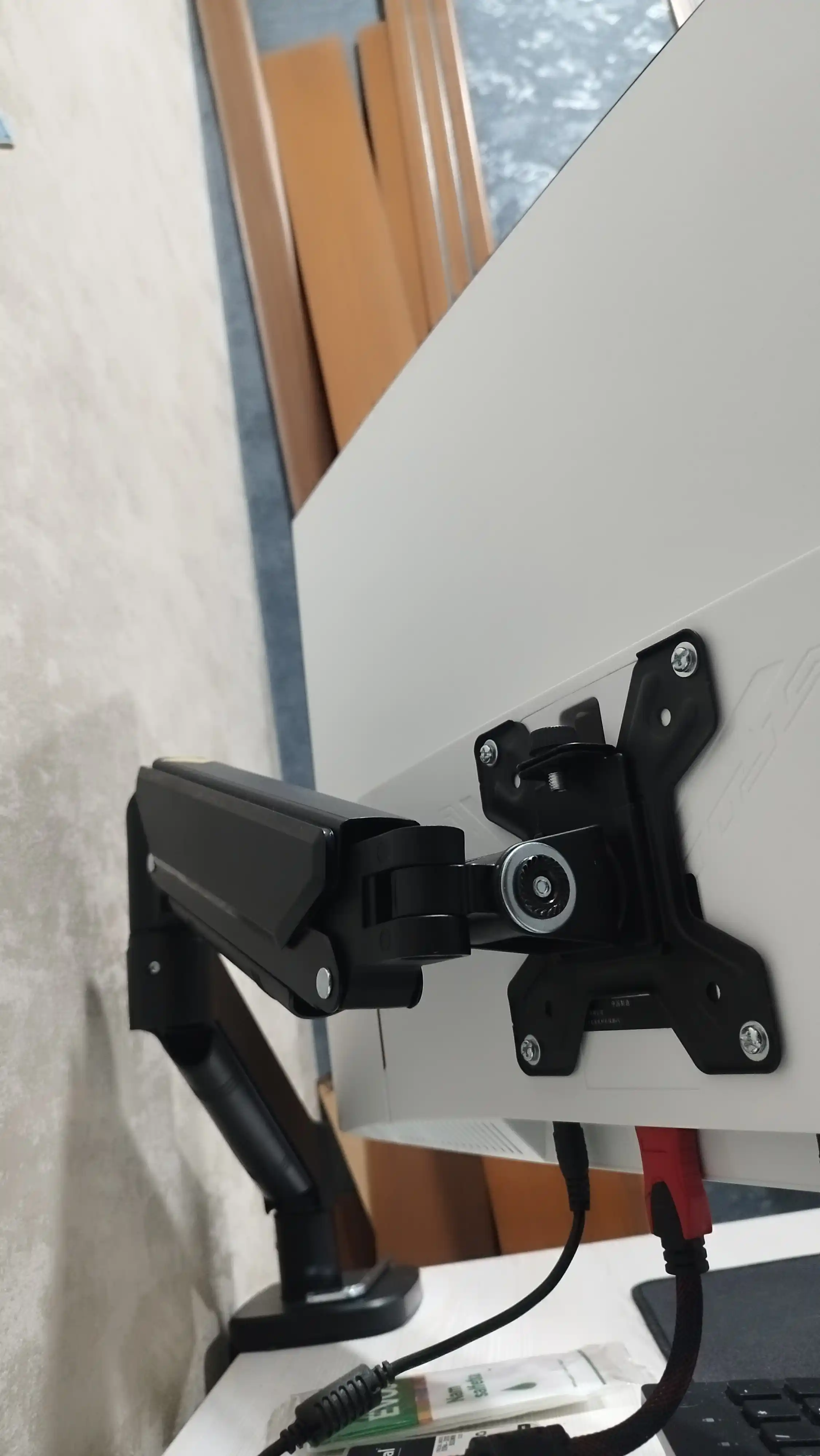 Настольный кронштейн для монитора 17-32", до 10 кг, VESA 75x75/100x100, поворот 360°