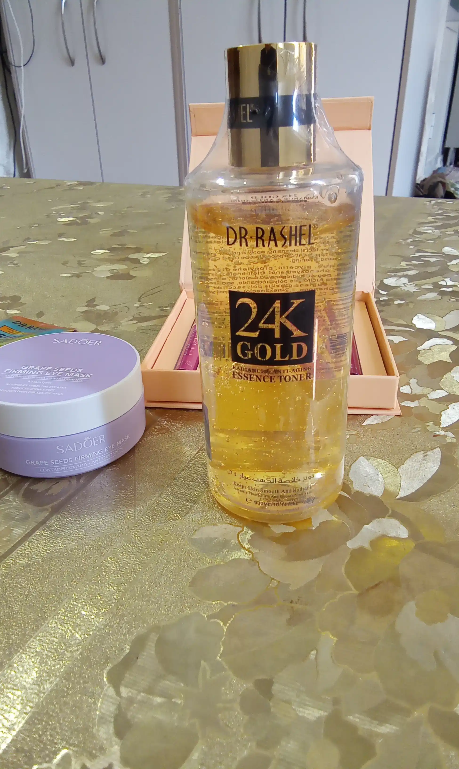Тонер для лица 24K gold radiance & anti-aging essence toner, 300 мл