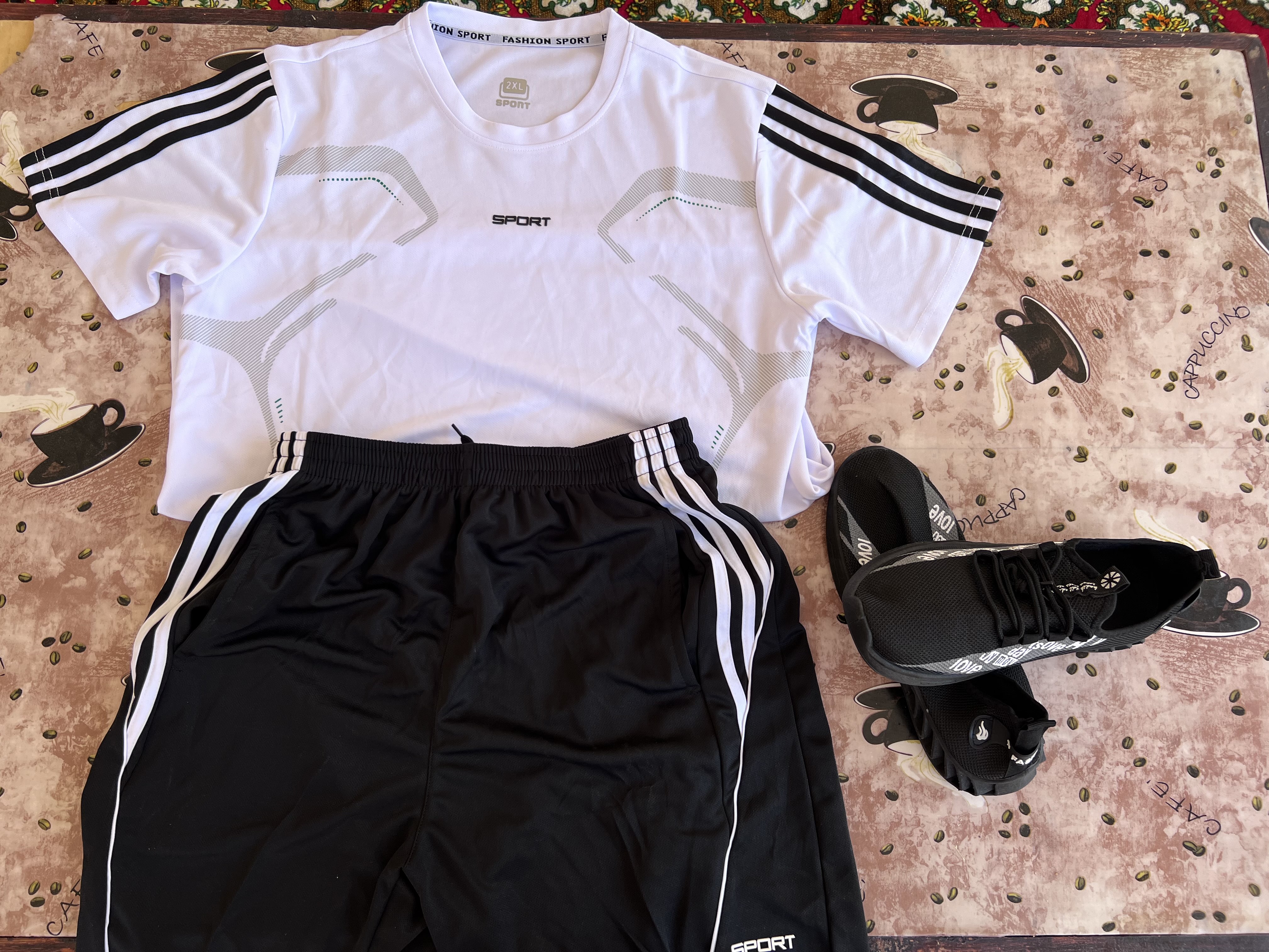 Erkaklar sport kiyimlari, qisqa yengli, fitness forma, uniseks