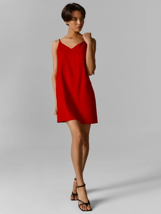 Tasmali yozgi zig'ir sundress