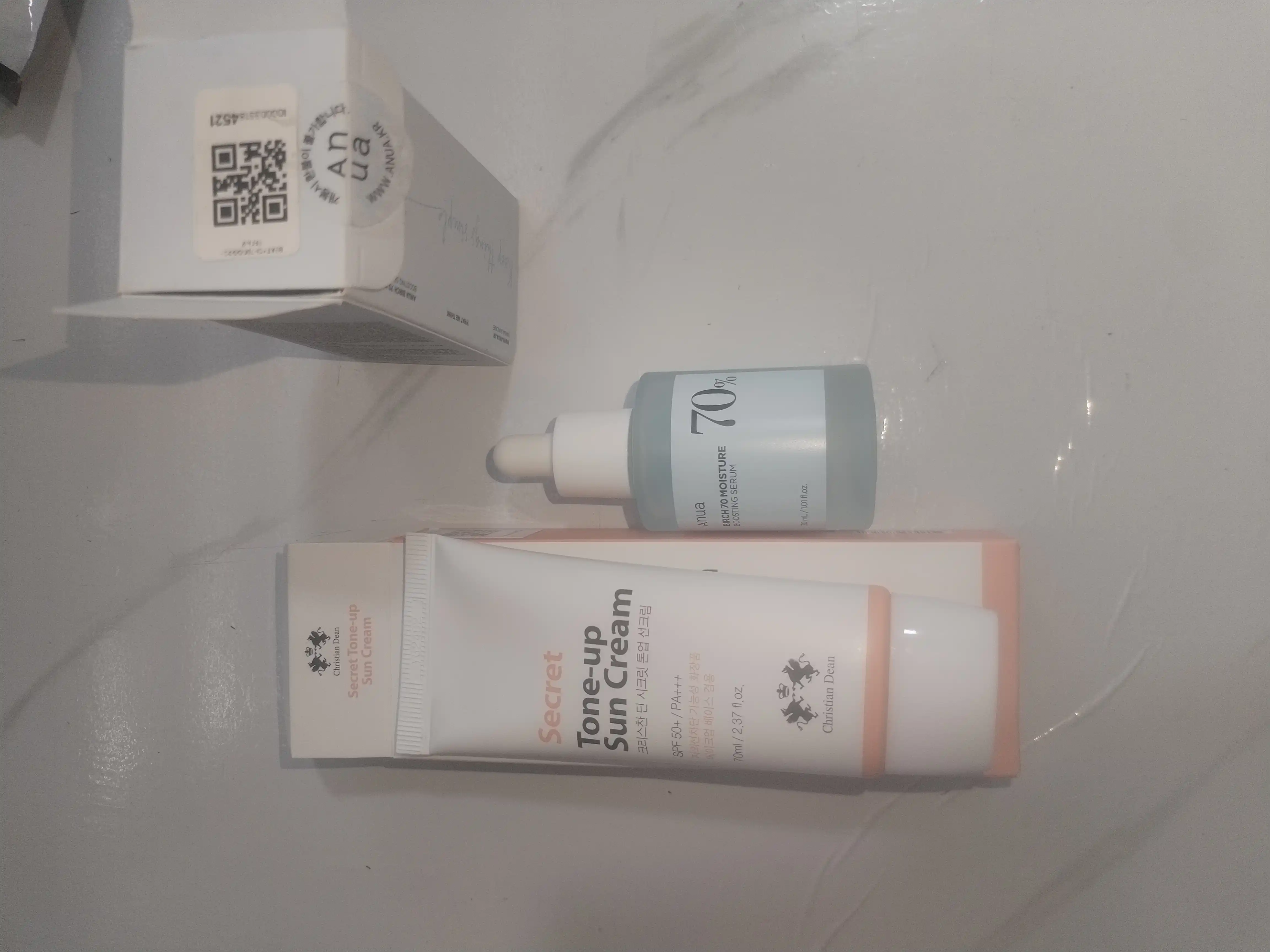 Secret Tone-Up Sun Cream SPF50+ PA+++, yuz uchun quyoshdan himoyalovchi va tone-up krem