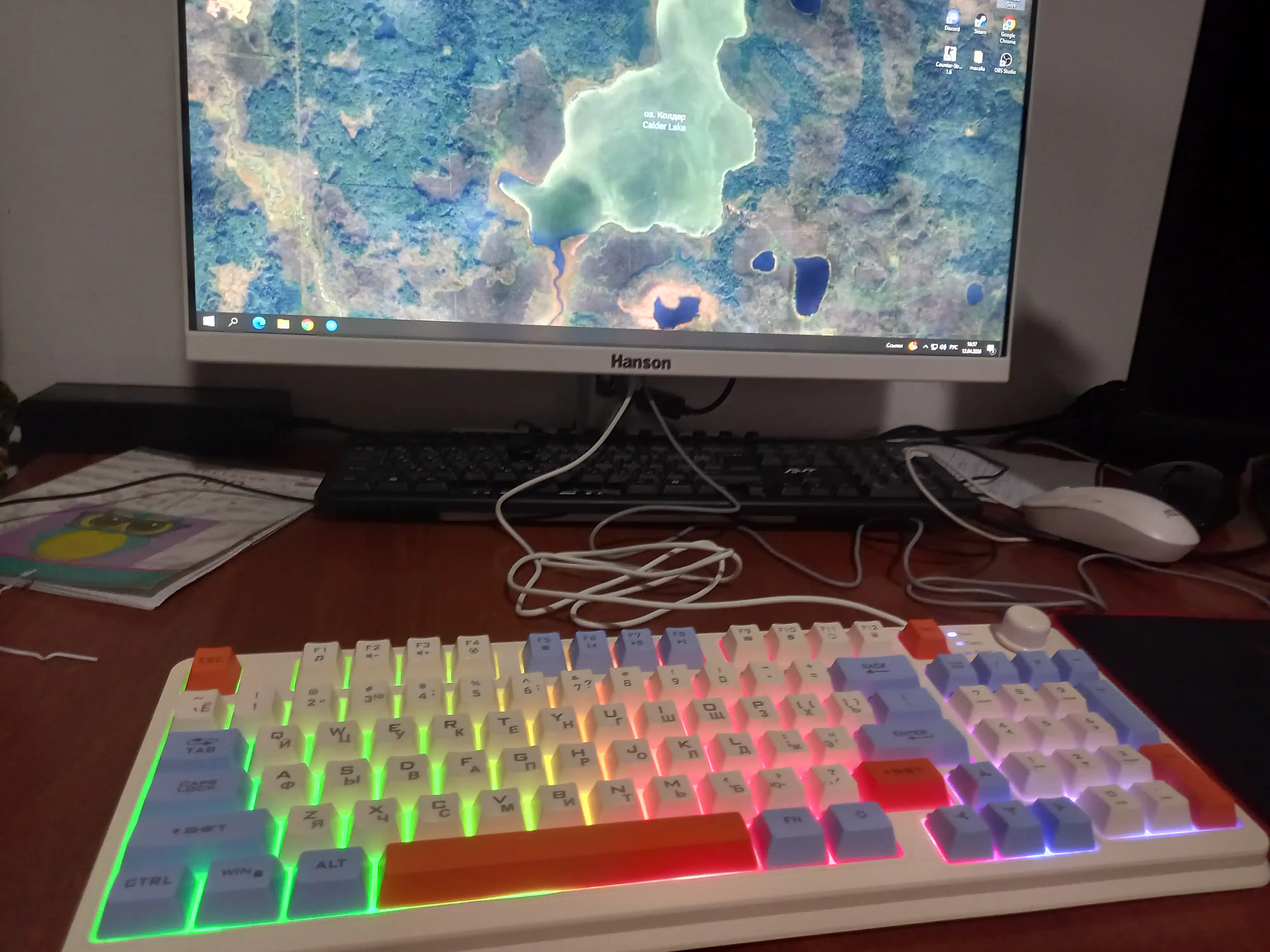 O'yin klaviaturasi simli K82, 98 tugmali, RGB yoritgichli