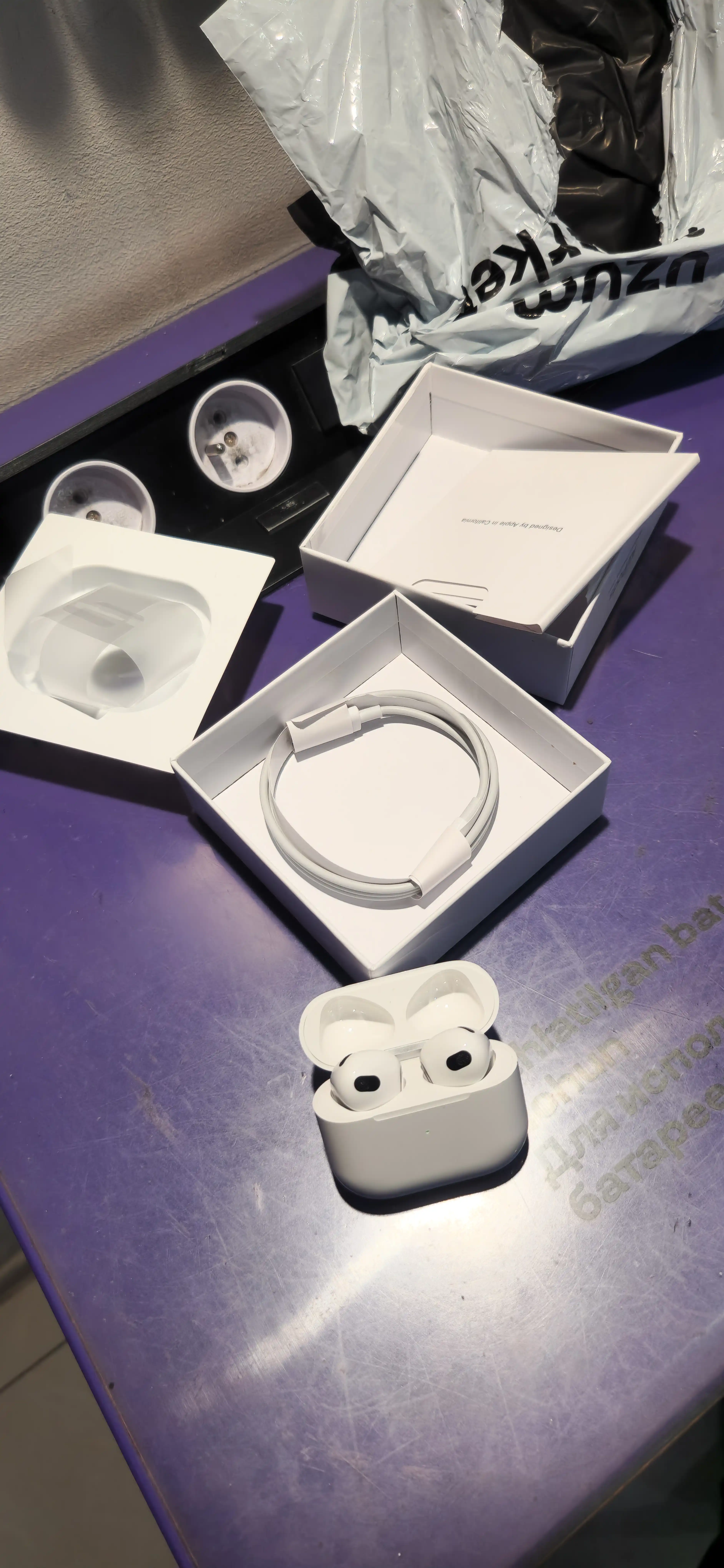 Simsiz quloqchinlar pods 2,3,4 sensorli, iPhone va Android uchun naushnik