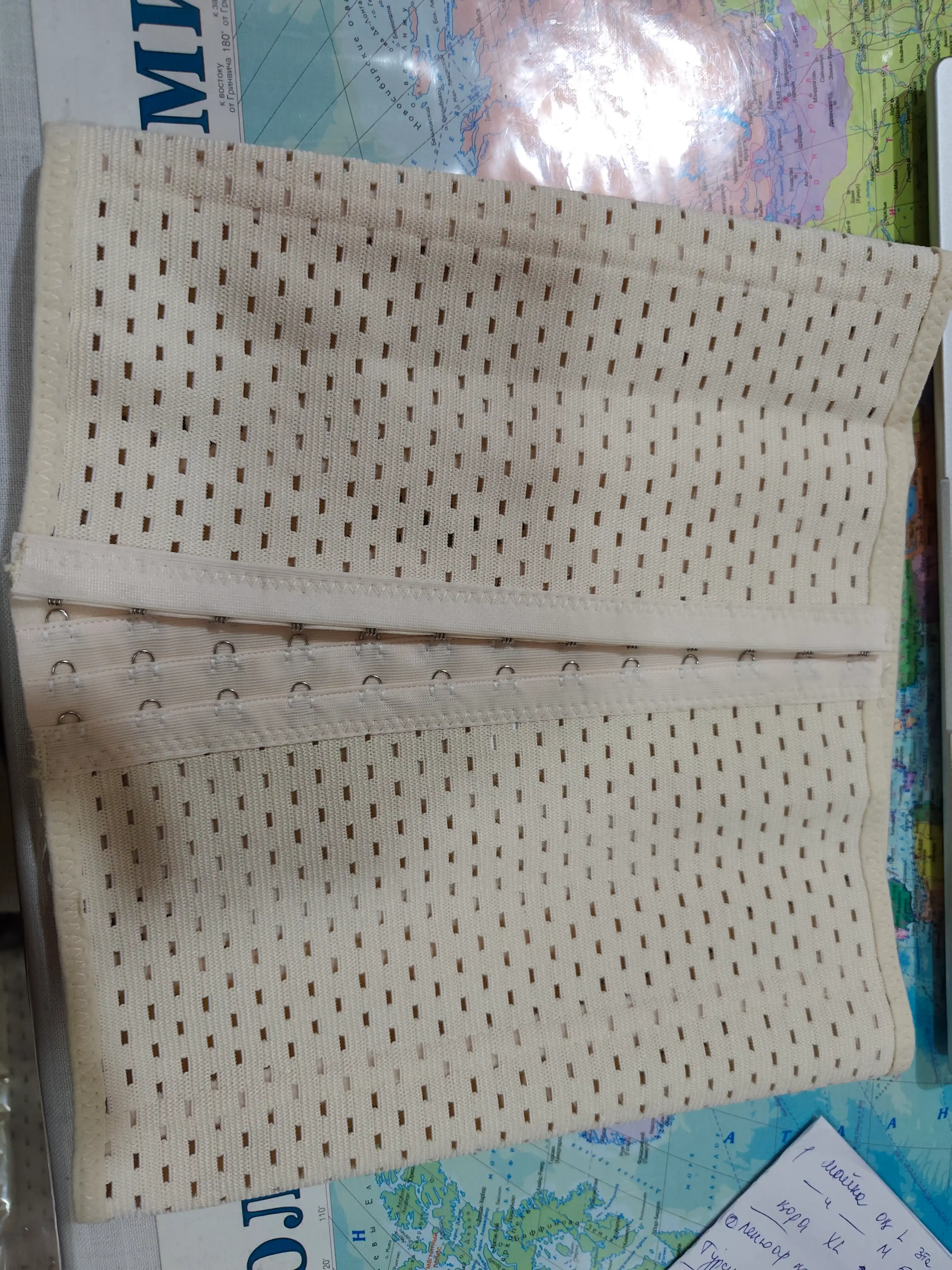 Korset tortuvchi ayollar uchun, qomatni to'g'irlovchi