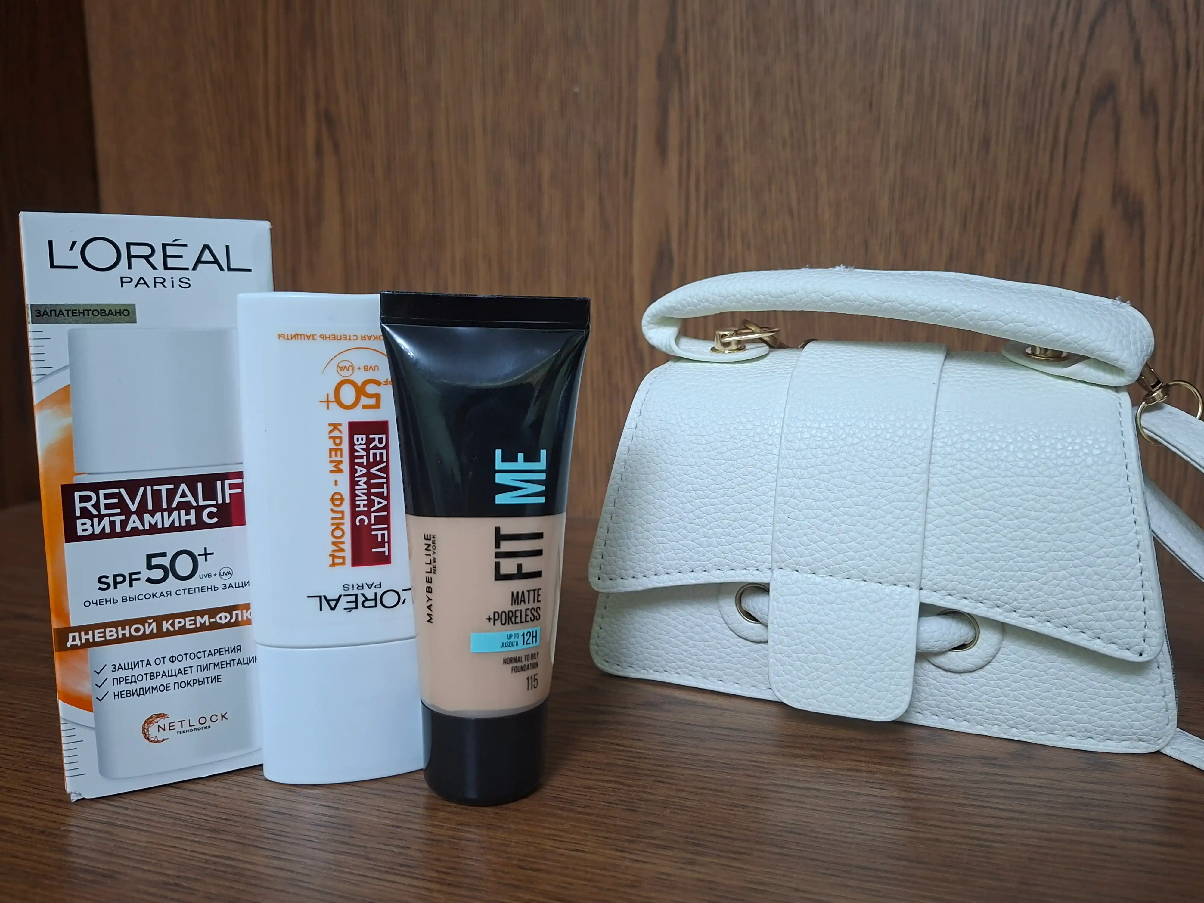 Yuz uchun tonal krem Maybelline New York Fit Me, ton 115, pushti-sarg‘ish, 30 ml
