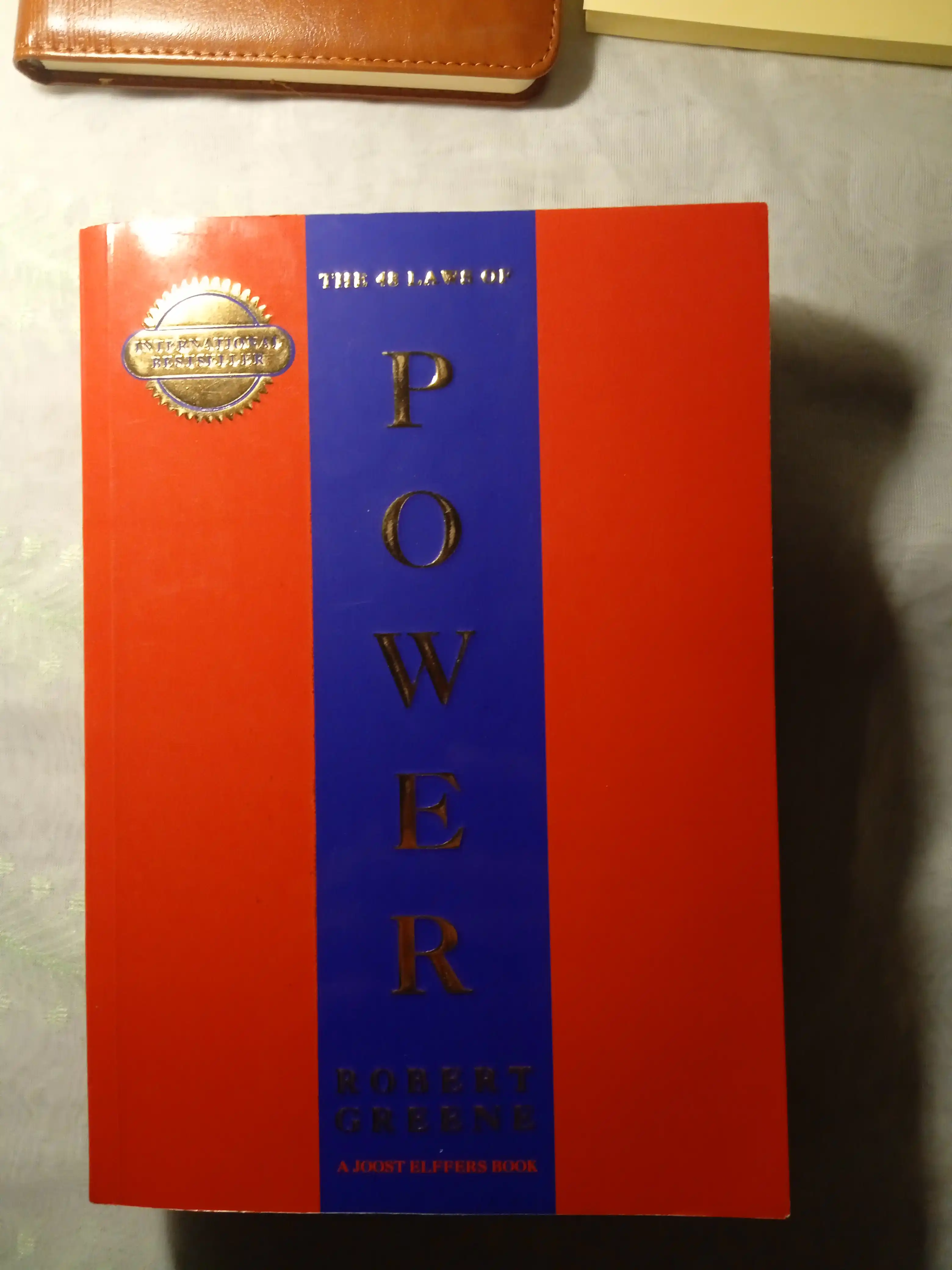 The 48 Laws Of Power, Robert Greene