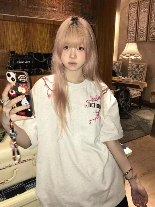 Ayollar uchun Sakura oversize futbolka - 100% paxta, Korea street style, y2k
