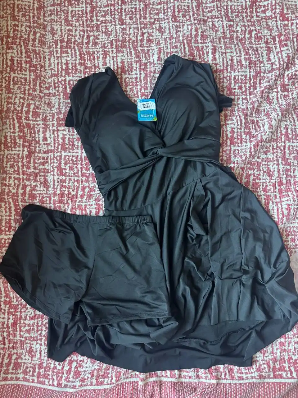 Ayollar cho‘milish libosi, shortikli, toraytiruvchi, katta o‘lchamlari L-4XL