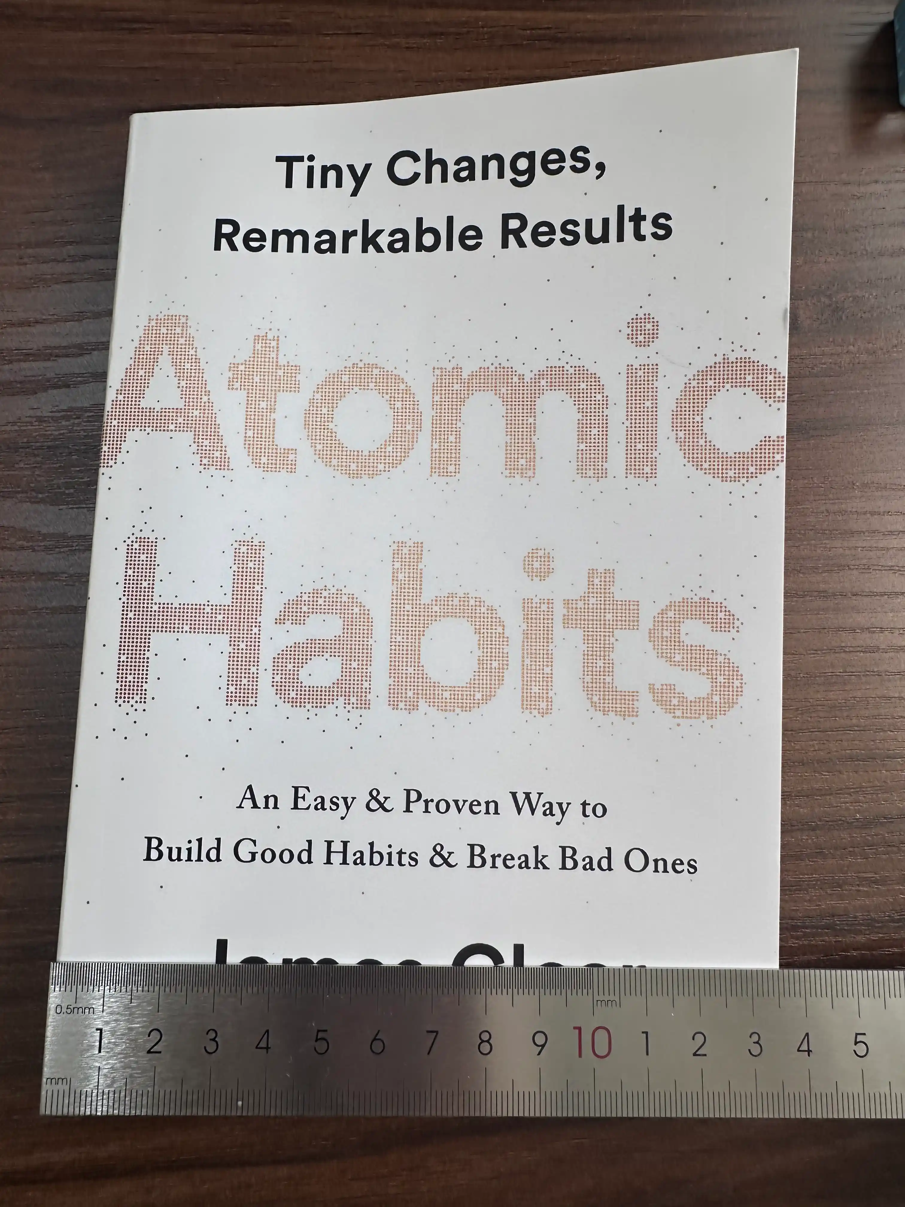 Atomic Habits, Atom odatlar, James Clear