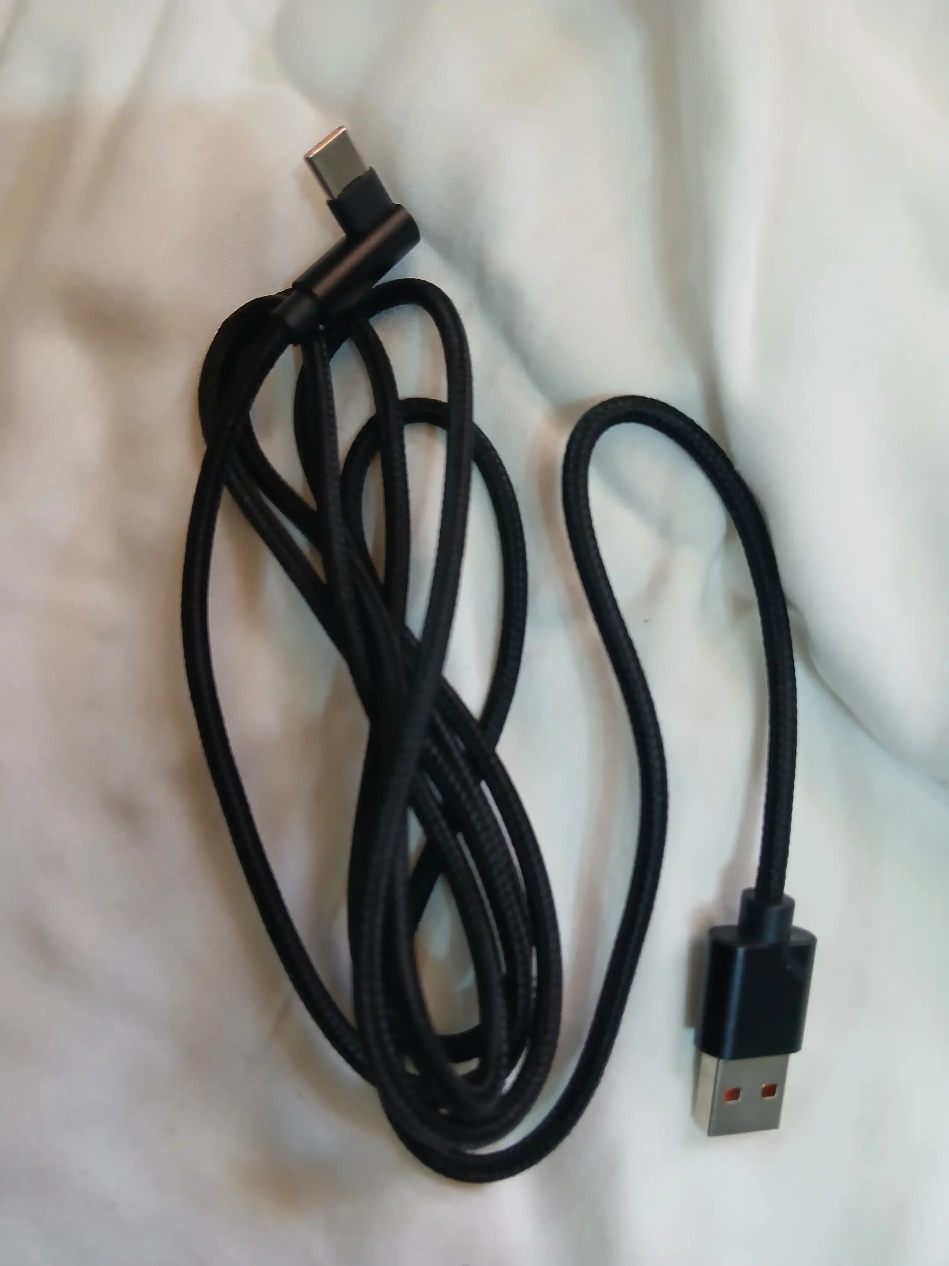 Кабель. Кабель для быстрой зарядки. USB Type-C зарядчик для телефонов. Игровой кабель