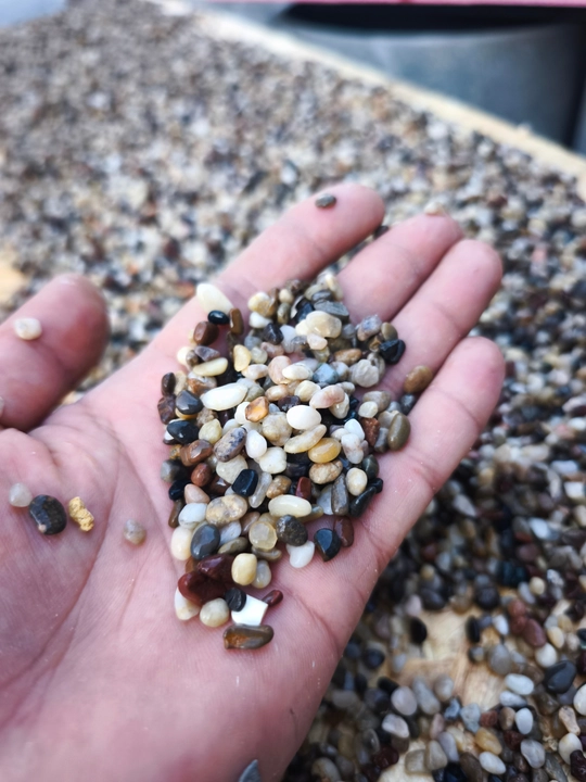 Akvarium uchun tabiiy grunt “Miks Premium” 5 mm, dekorativ tosh, baliqlar uchun xavfsiz