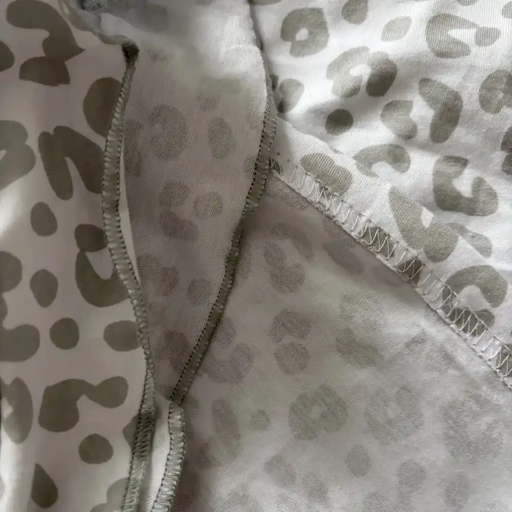 Ayollar pijamasi shortik bilan, to‘plam, ayollar uchun uy kiyimi ikki dona, futbolka va shortik
