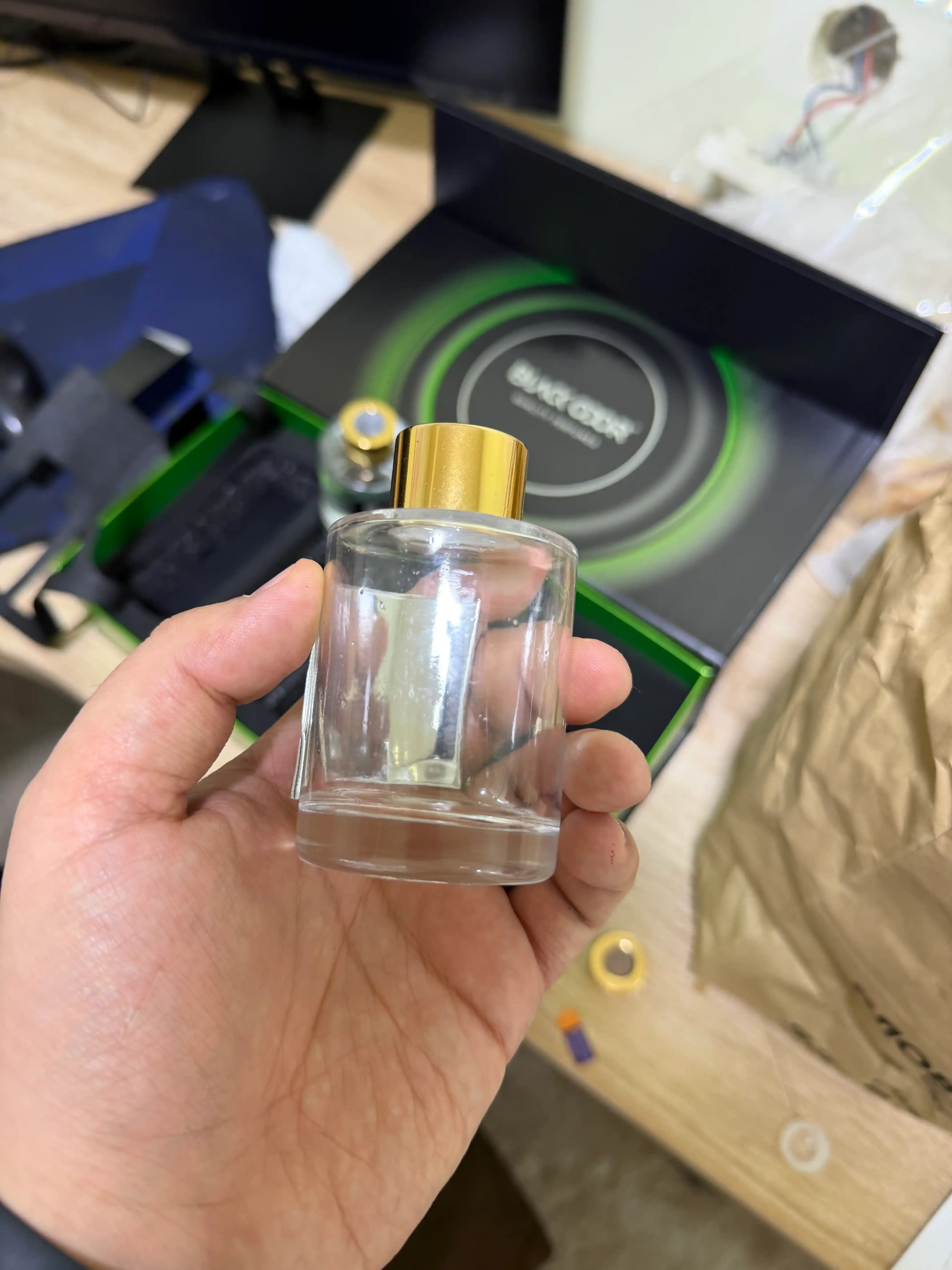BLACK ODOR – uy va avtomobil uchun aromatizator