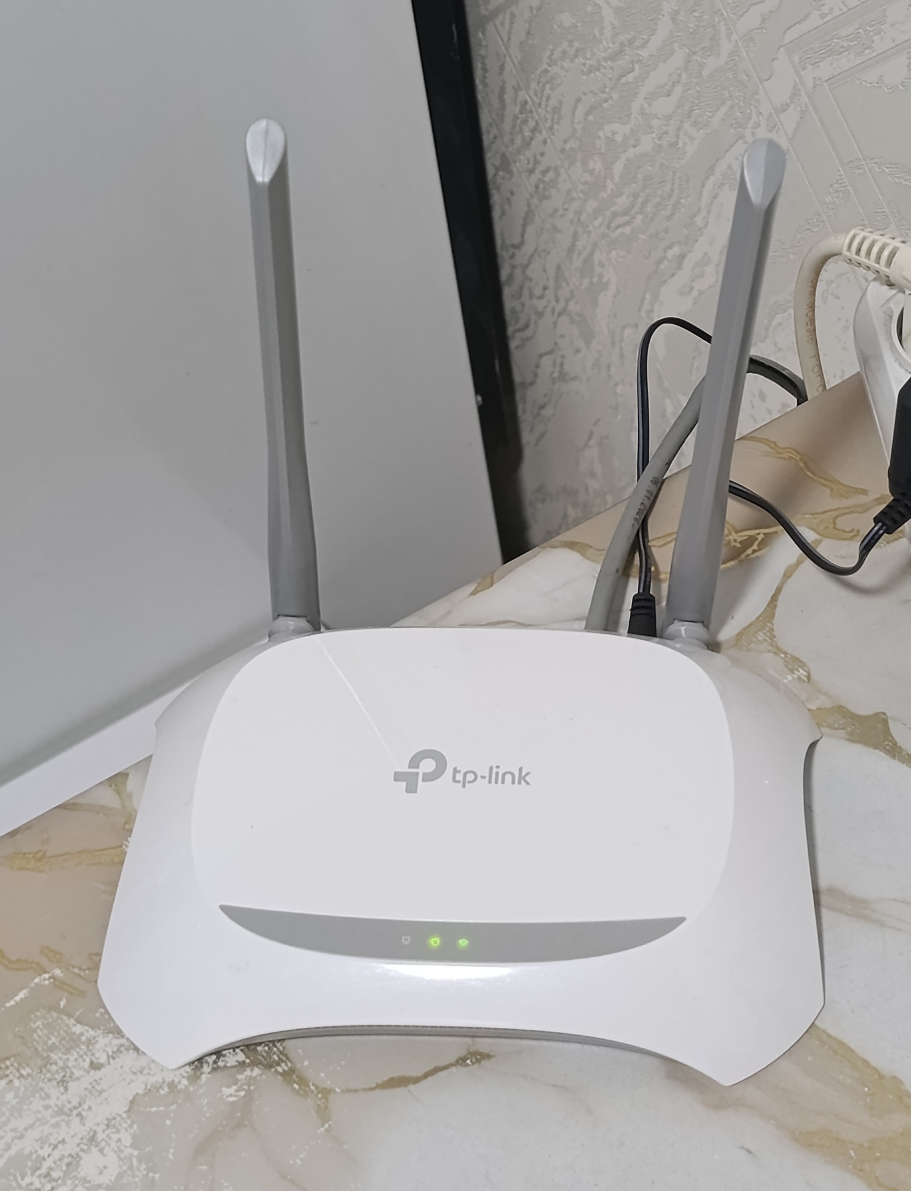 Wi-Fi роутер TP-LINK TL-WR840N