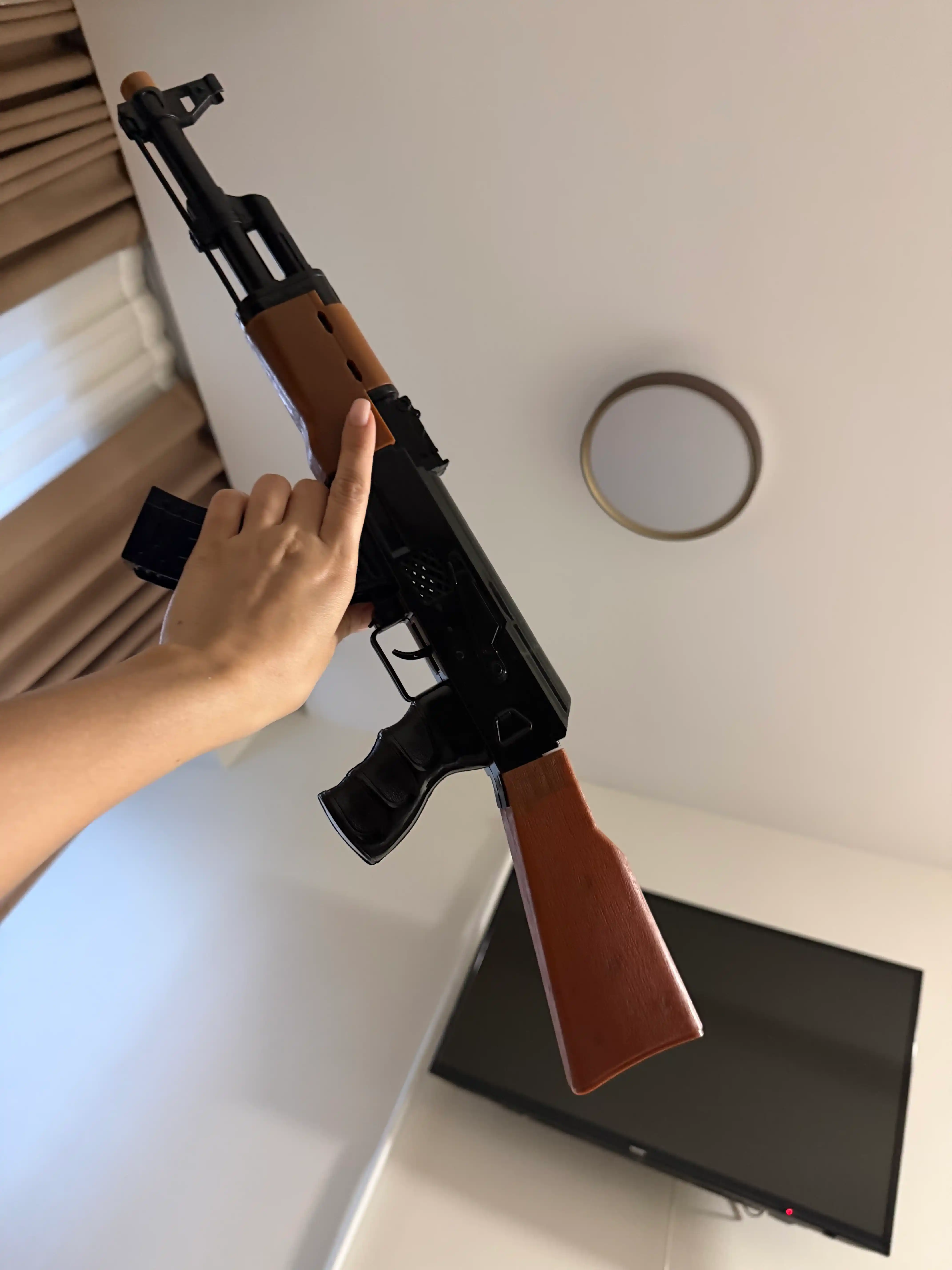 Игрушечный автомат