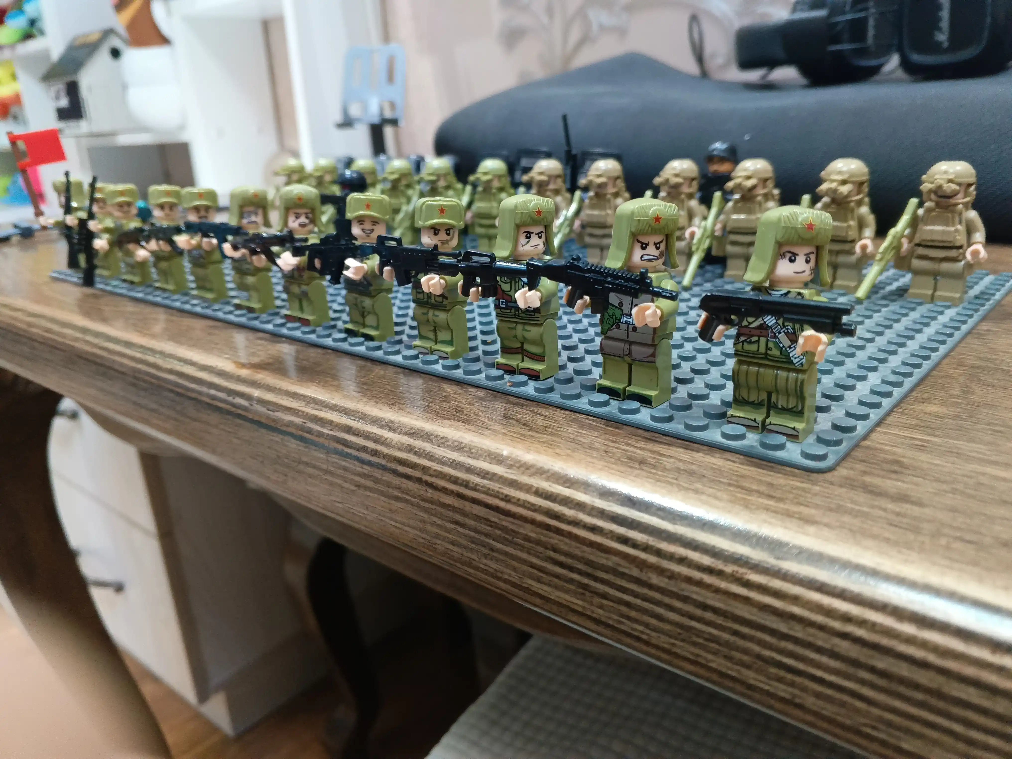 Askar haykalchalar, Anime Naruto, Star Wars, LEGO bilan mos keladi