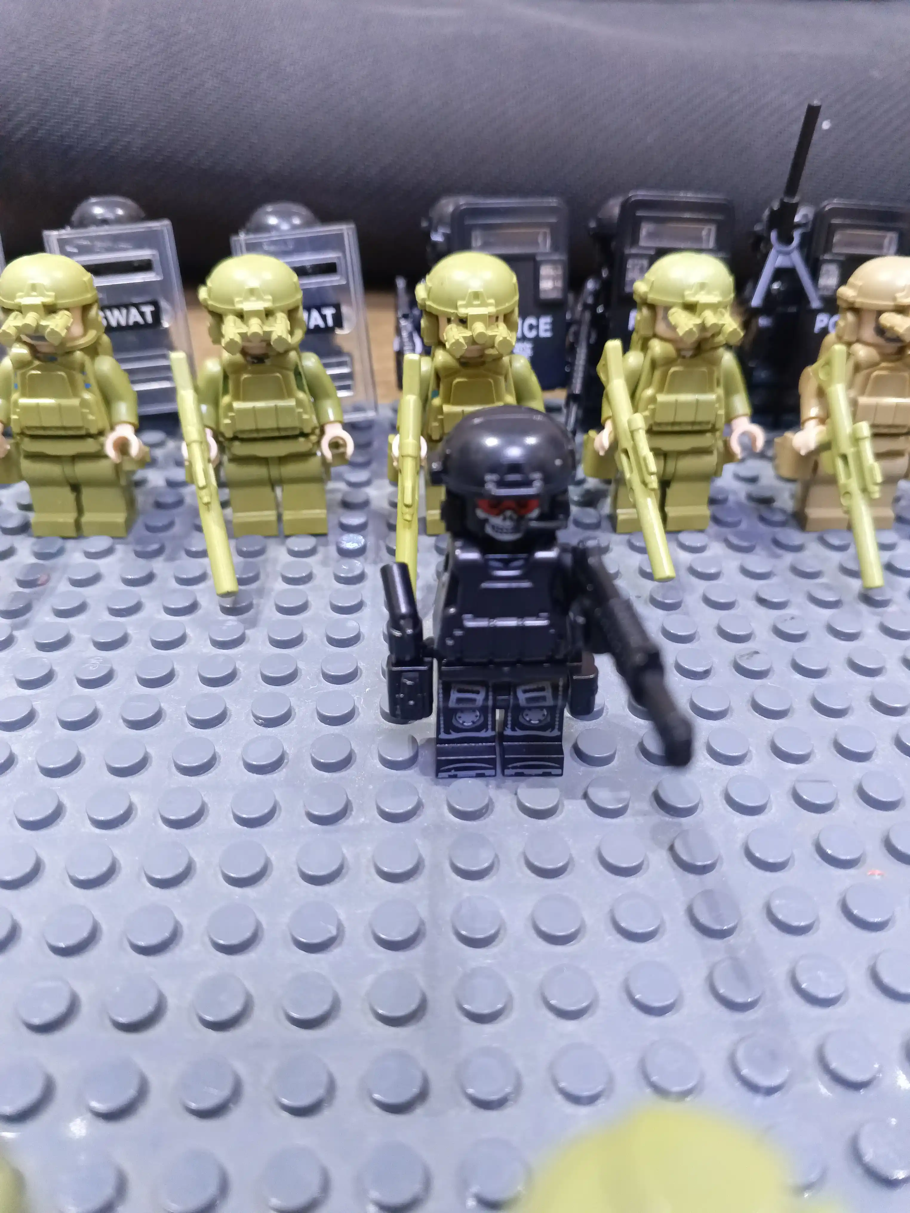 Askar haykalchalar, Anime Naruto, Star Wars, LEGO bilan mos keladi