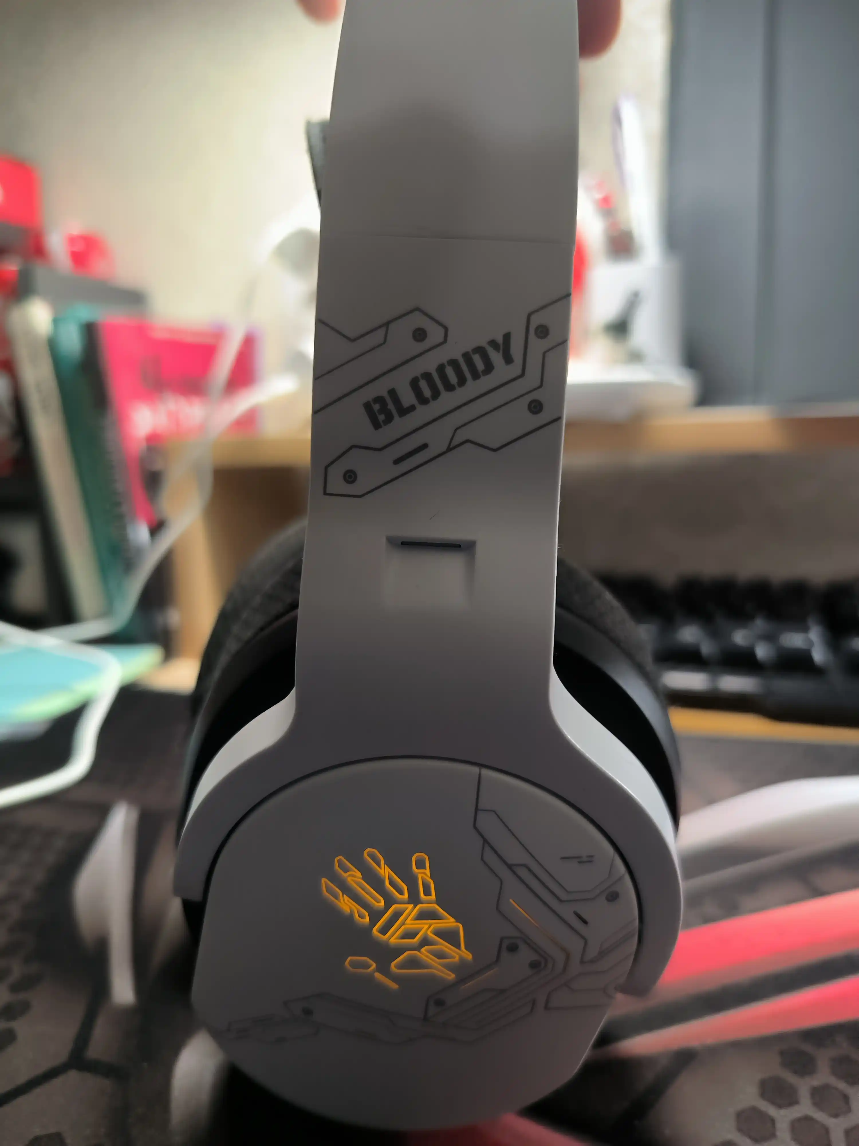 Bloody GR370 o‘yin quloqliklari - simsiz, Bluetooth, 2,4 GGs, 3,5 mm