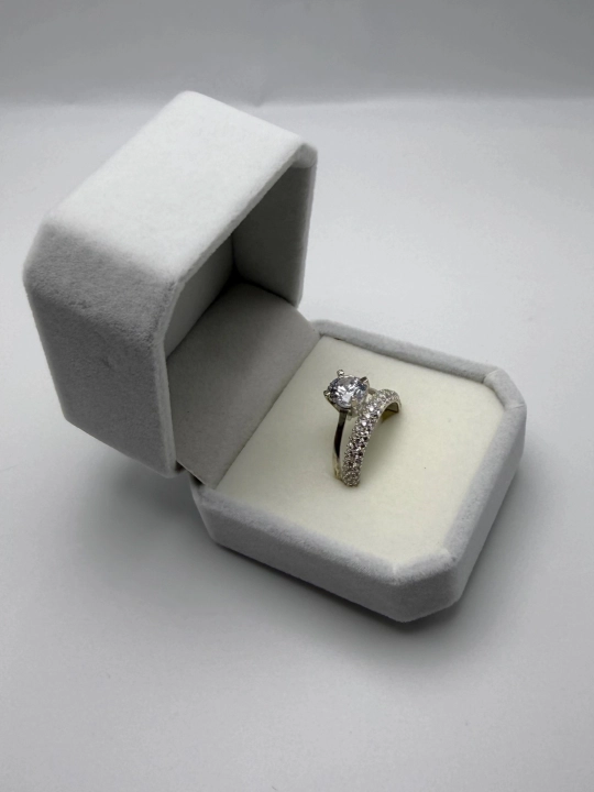 Серебряные кольца 925 пробы, для девушек