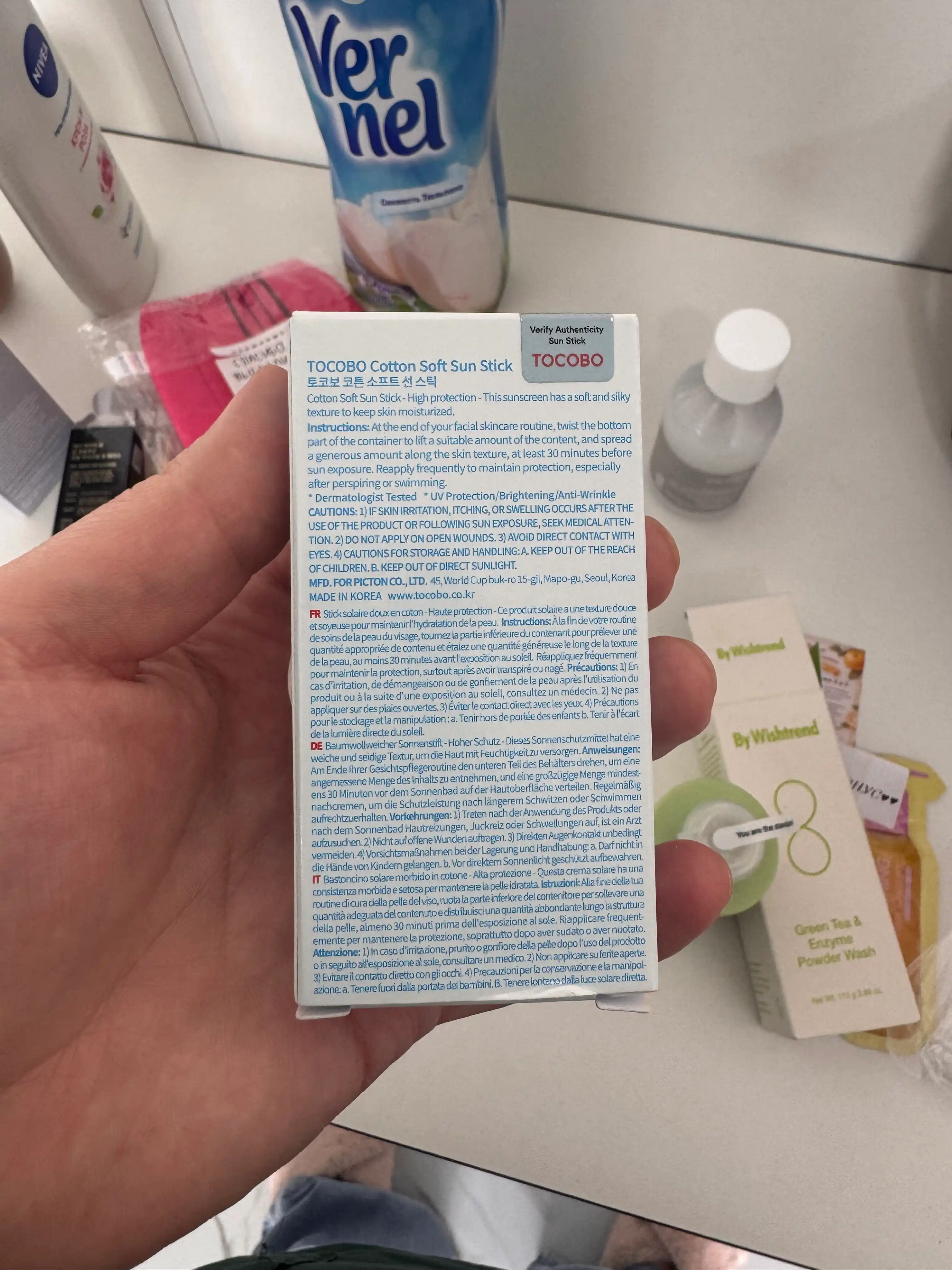 Солнцезащитный стик для лица Tocobo Cotton Soft Sun Stick SPF50 + PA++++