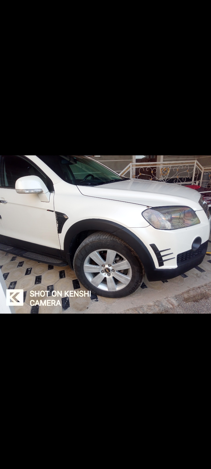 Avtomobil tanasini sozlash uchun uglerod tagliklari 2 dona