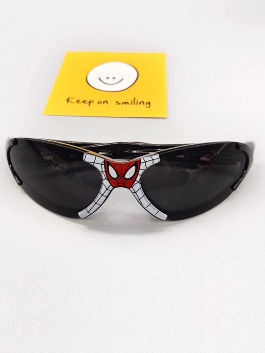 Солнцезащитные очки для мальчиков и девушек