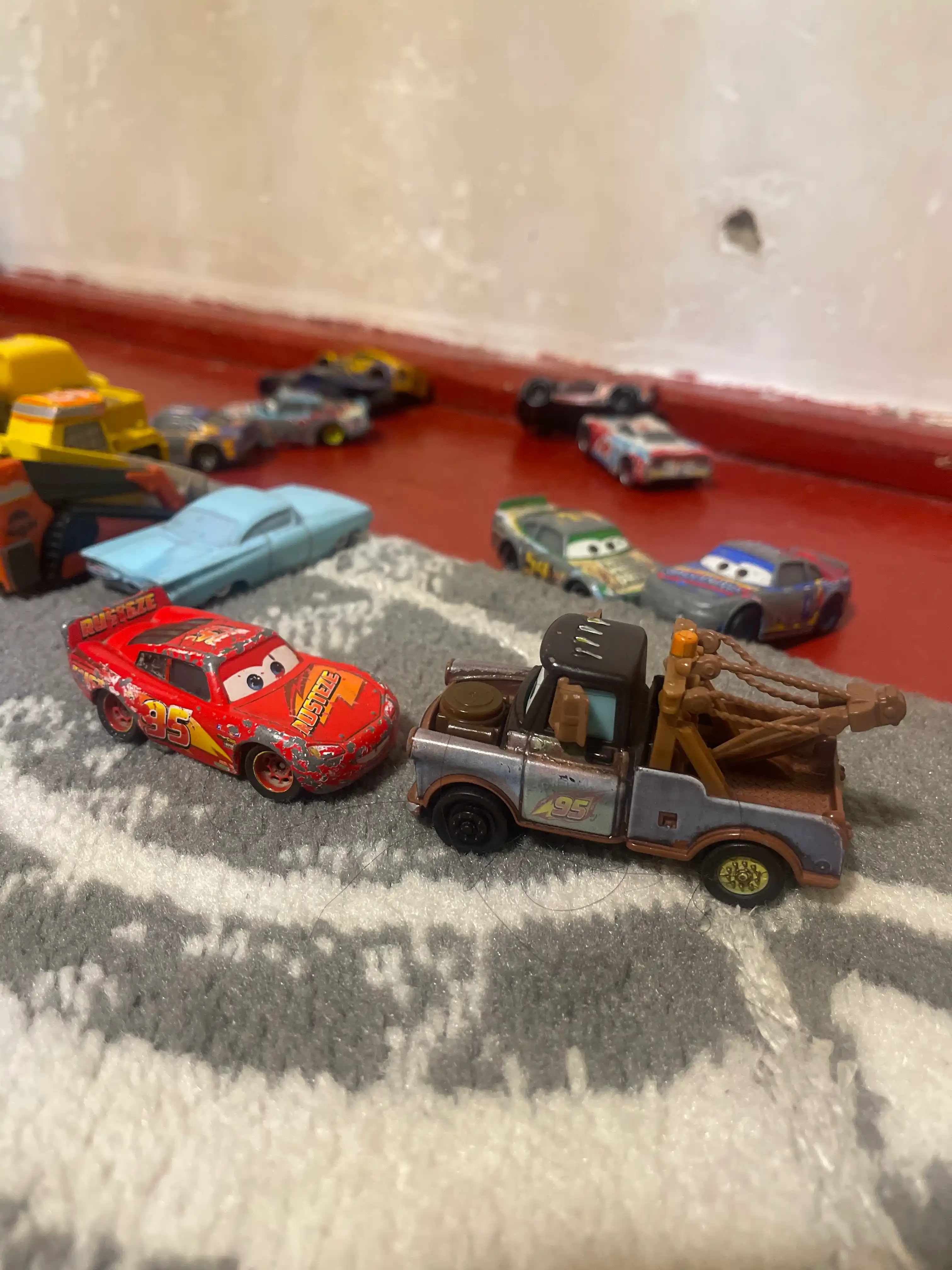 Kolleksion, metall, o‘yinchoq aravachalar, 1,64 Disney Pixar Cars Makvin mashinalari