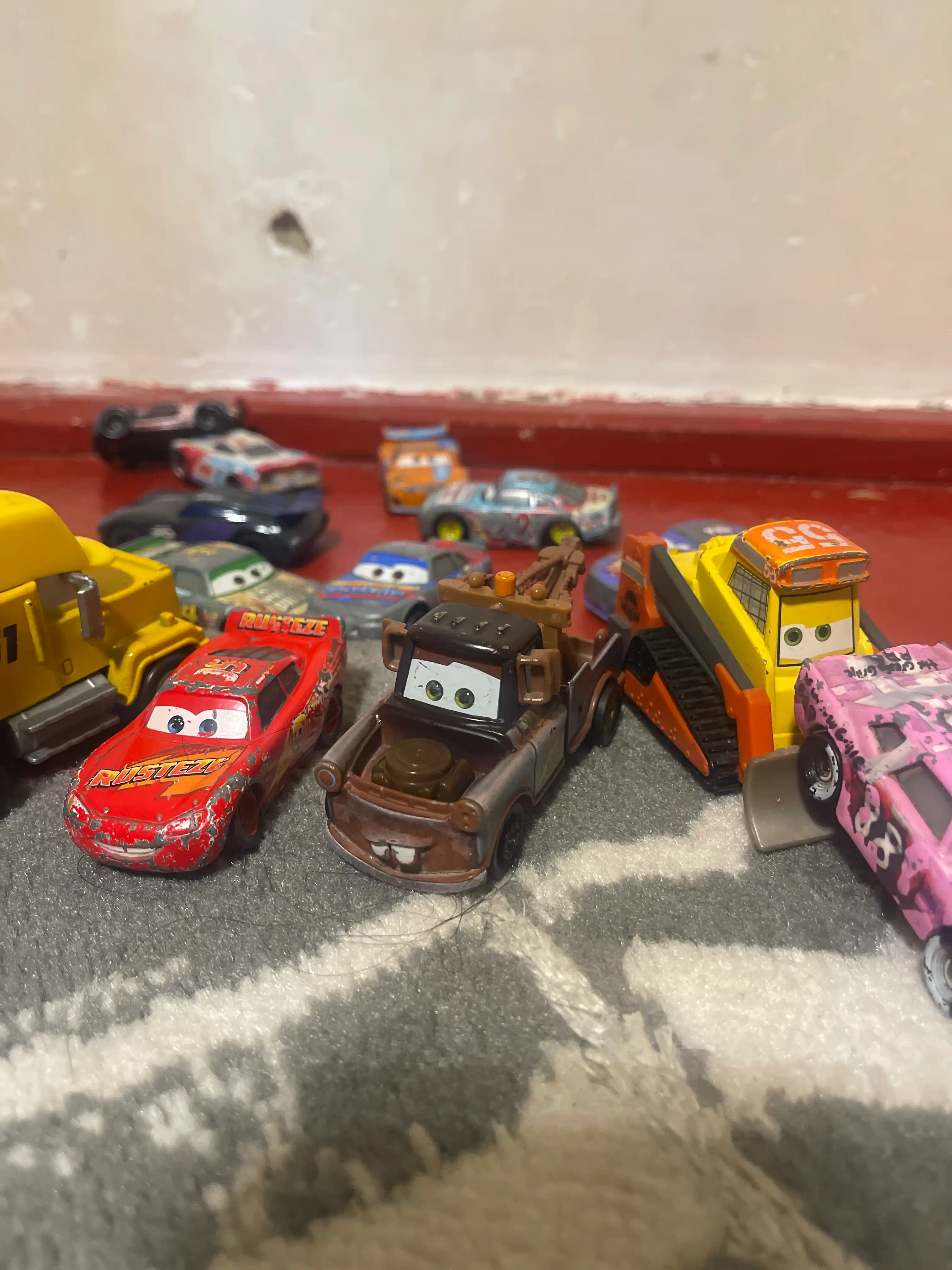 Kolleksion, metall, o‘yinchoq aravachalar, 1,64 Disney Pixar Cars Makvin mashinalari
