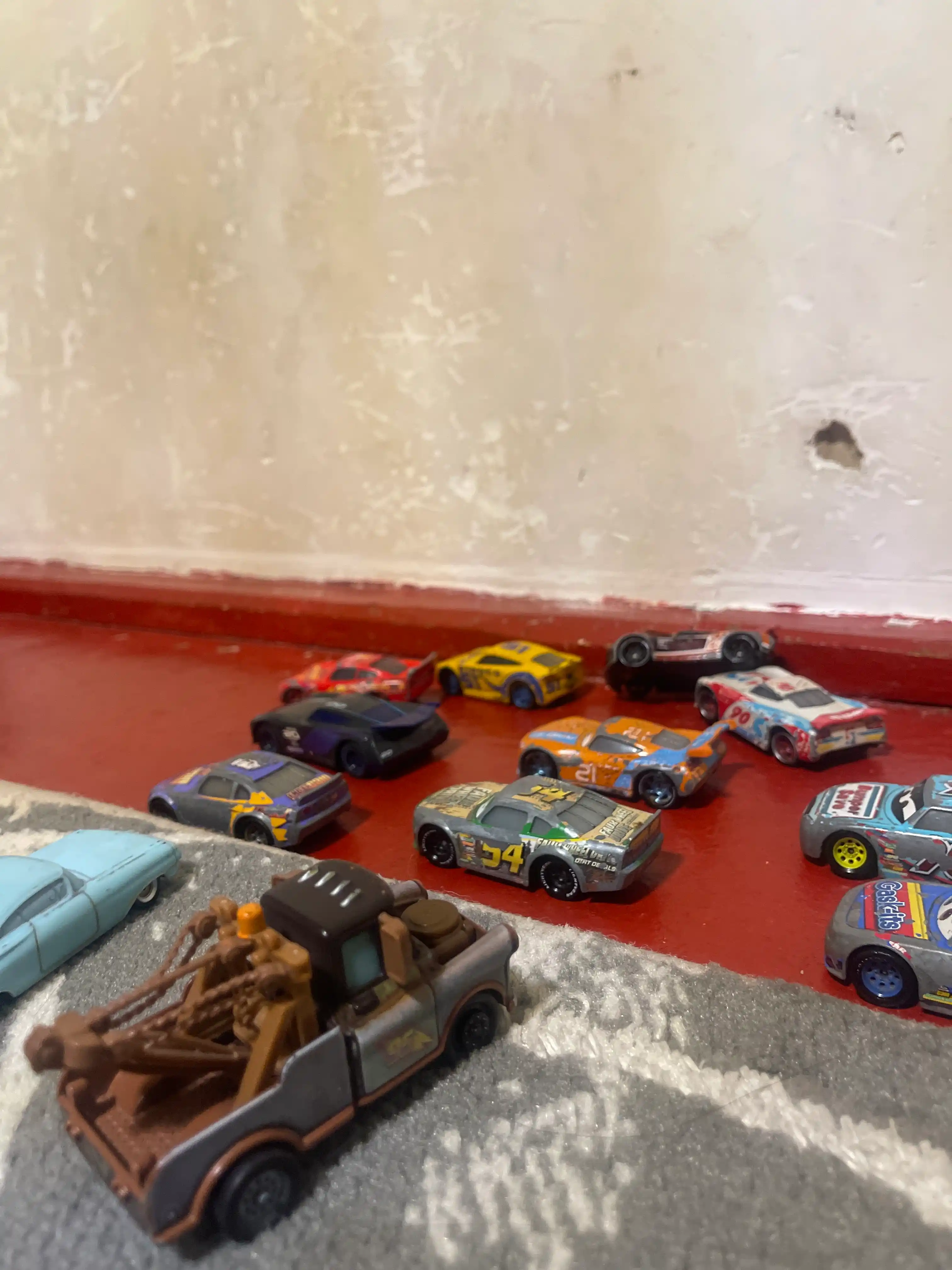 Kolleksion, metall, o‘yinchoq aravachalar, 1,64 Disney Pixar Cars Makvin mashinalari