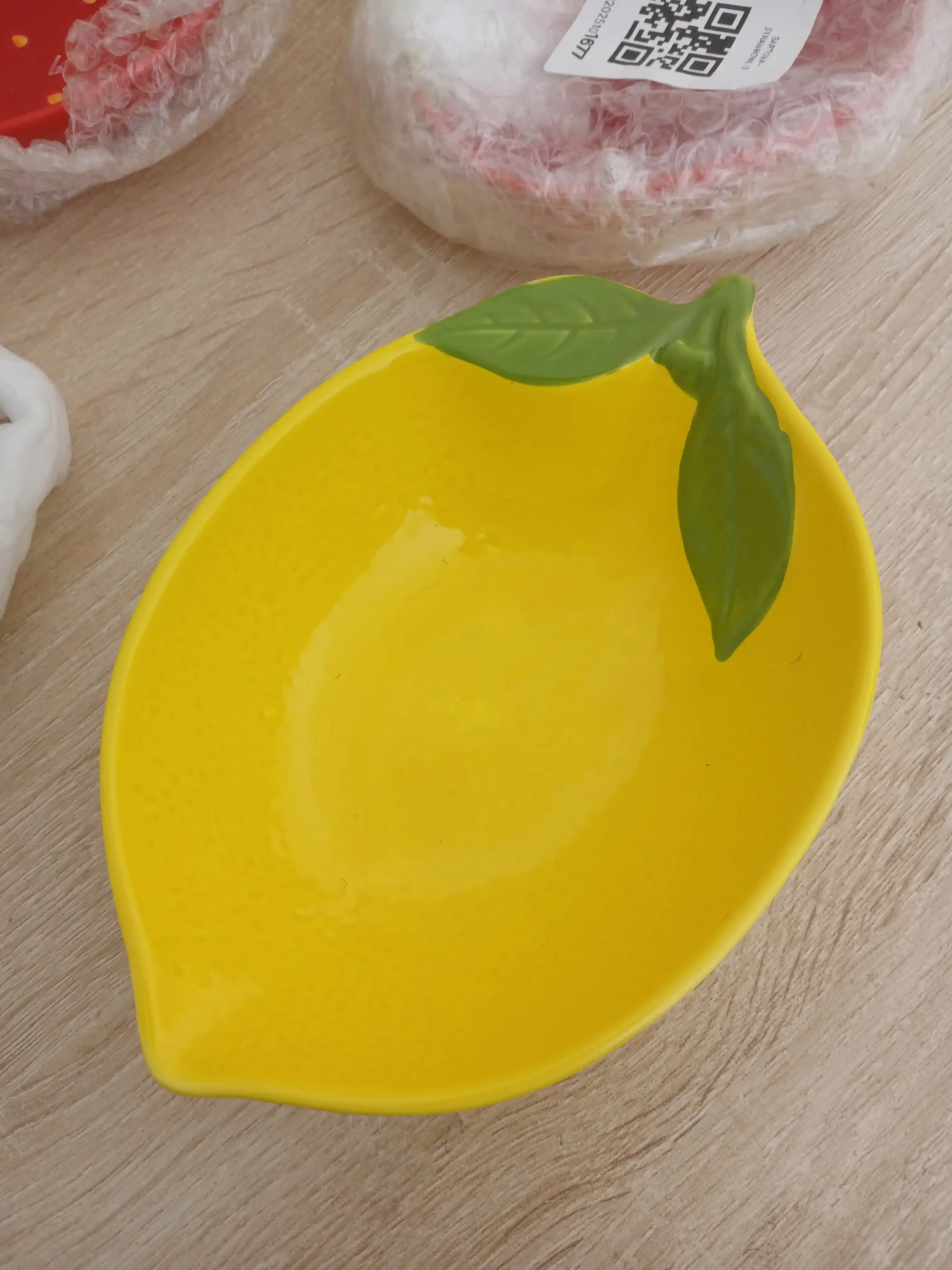 "Limon" keramik desert likopchasi, 15.5 sm