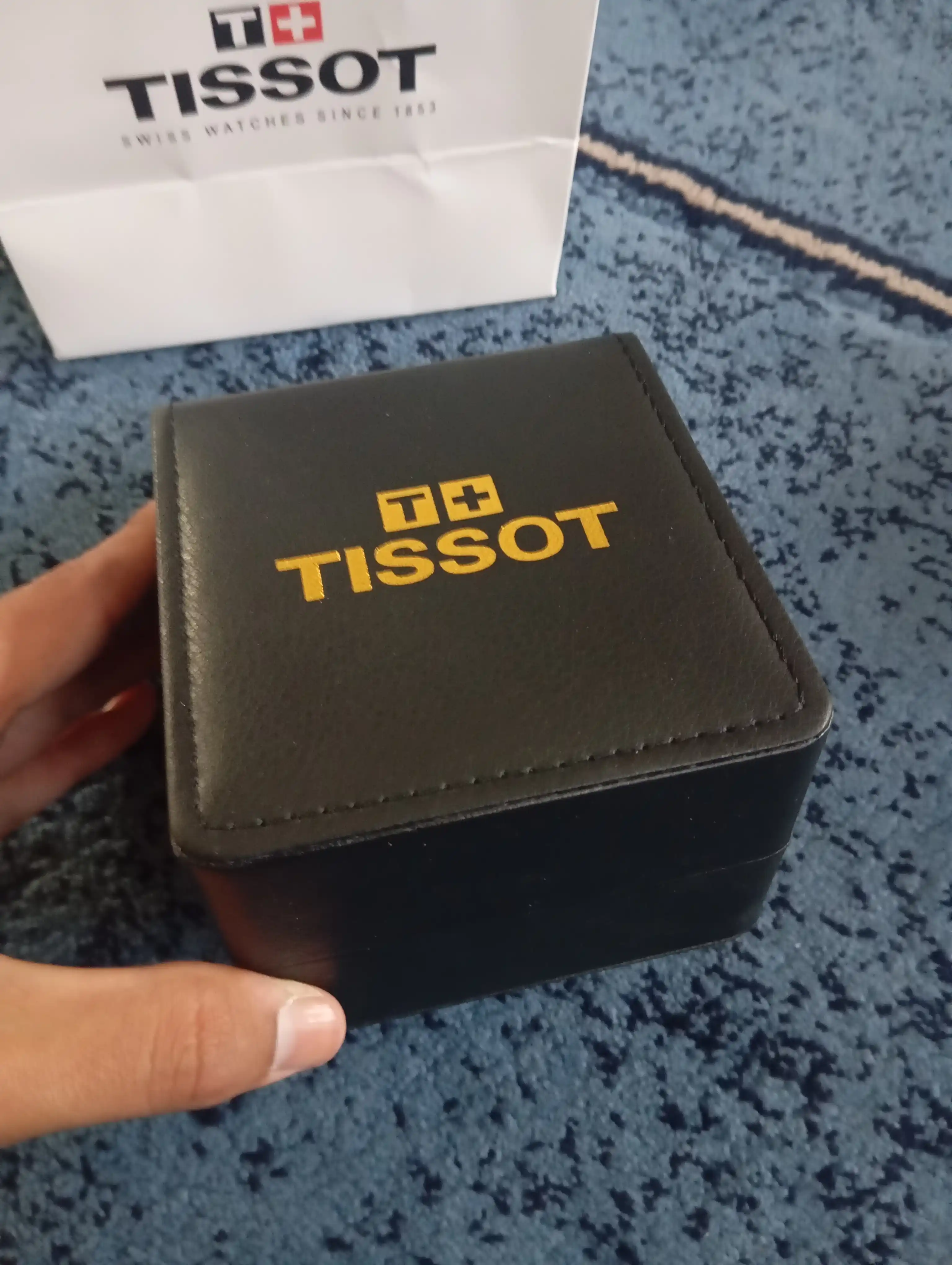 Tssot erkaklar qo‘l soati, sovg‘a qutisida, hujjatlar bilan