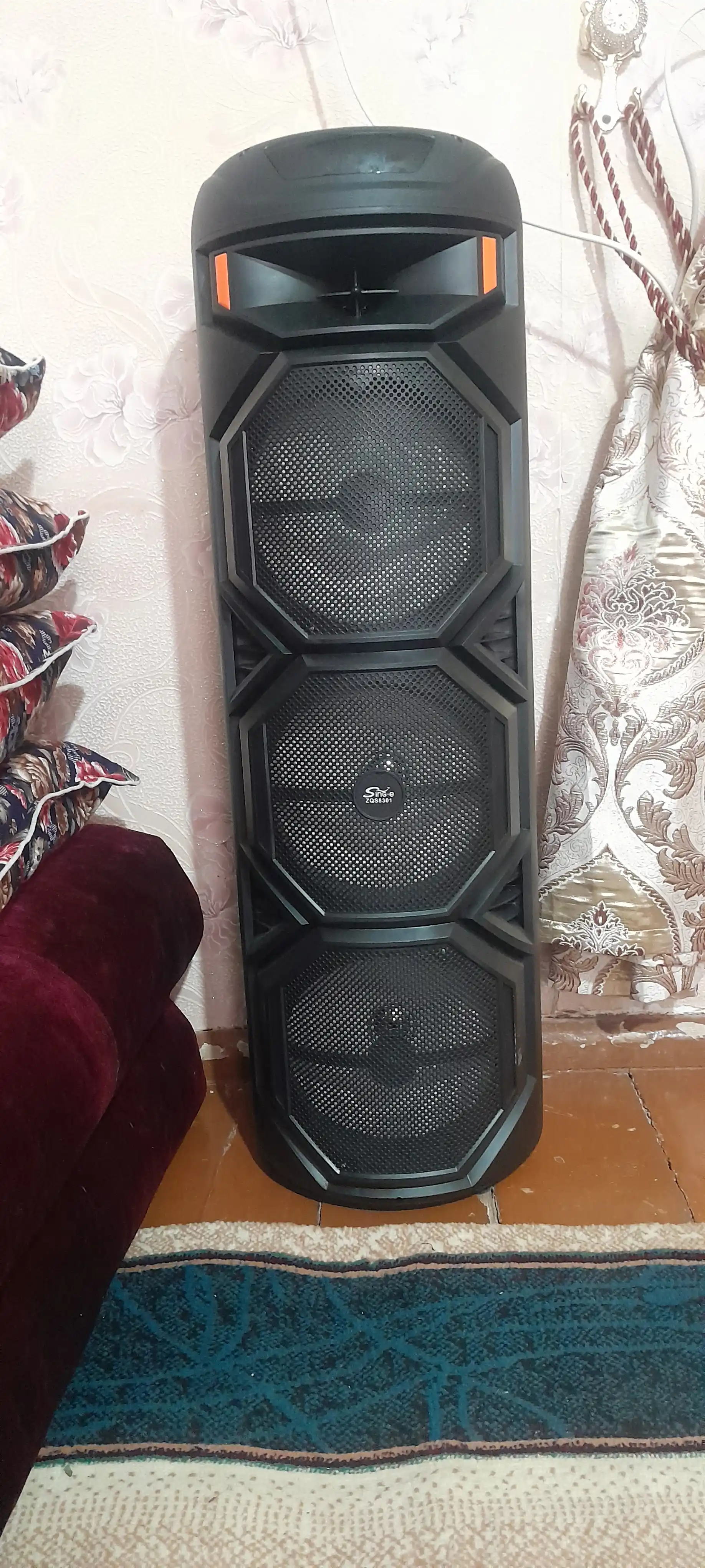 Караоке-колонка с беспроводным микрофоном, Bluetooth, RGB-подсветка, 90 см x 30 см