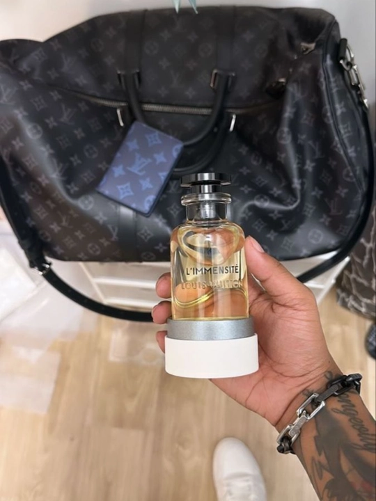 Erkaklar uchun parfyum to'plamlari, LOUIS VUITTON, BLUE CHANEL, BOSS, CREED va SANTAL33