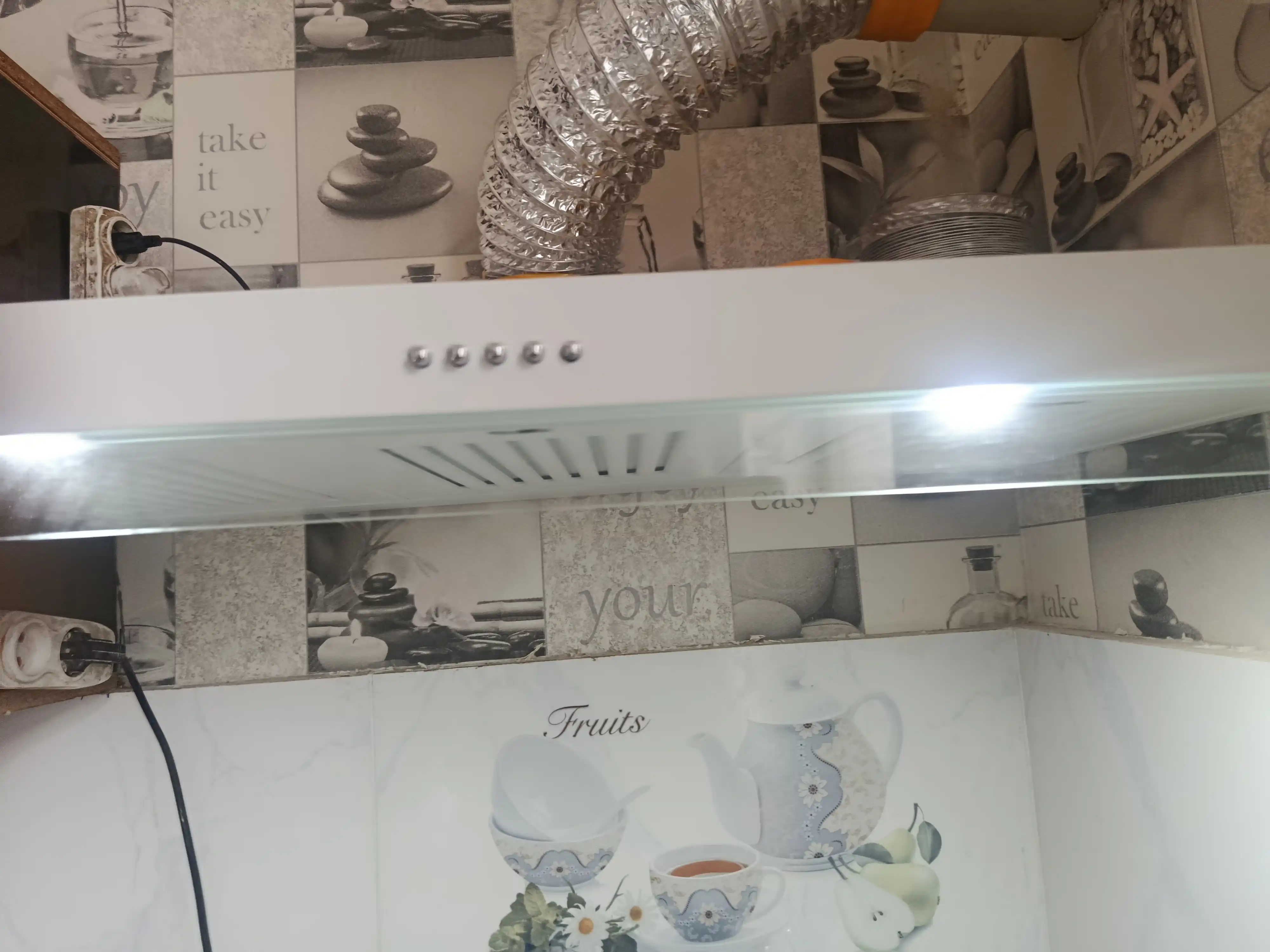 Oshxona uchun dudbo'ron Ferre 901 TABLET, 2 ta motorli va LED lampochkalar bilan
